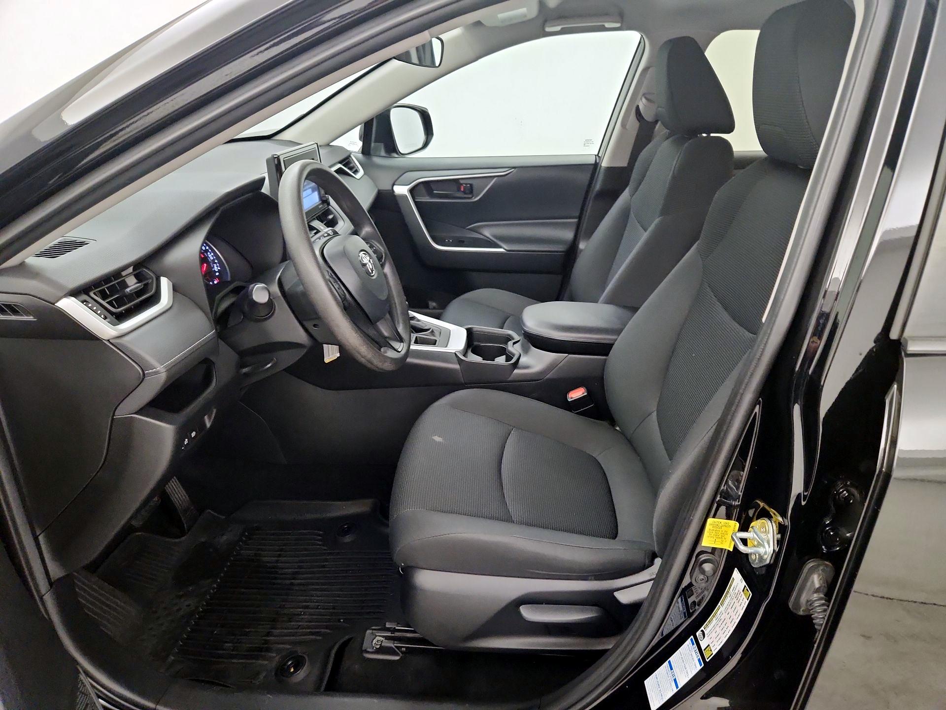 Thumbnail: 2021 Toyota RAV4 - 11