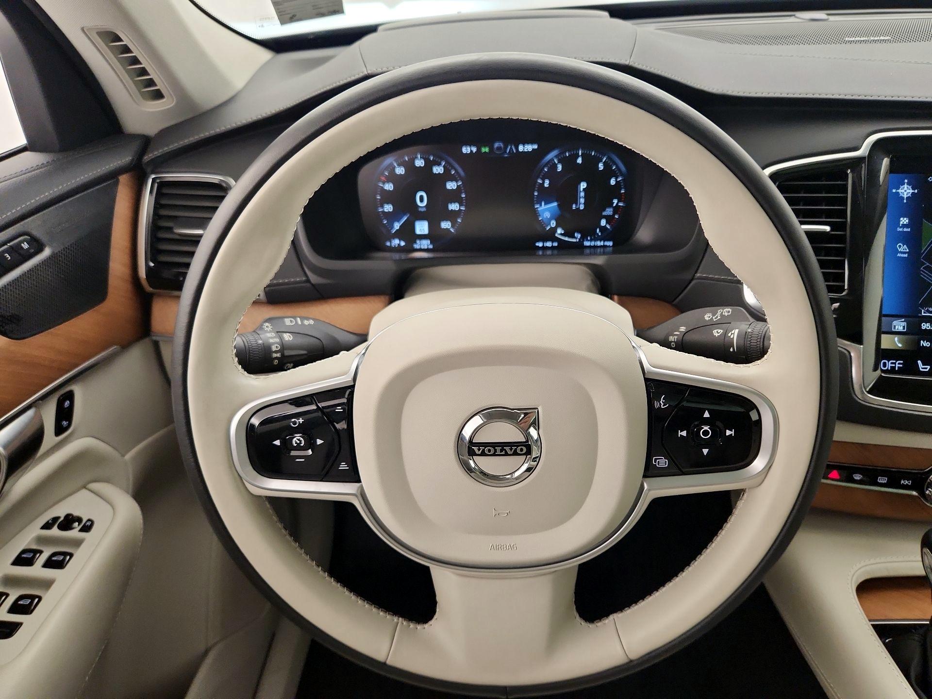 Thumbnail: 2019 Volvo XC90 - 10