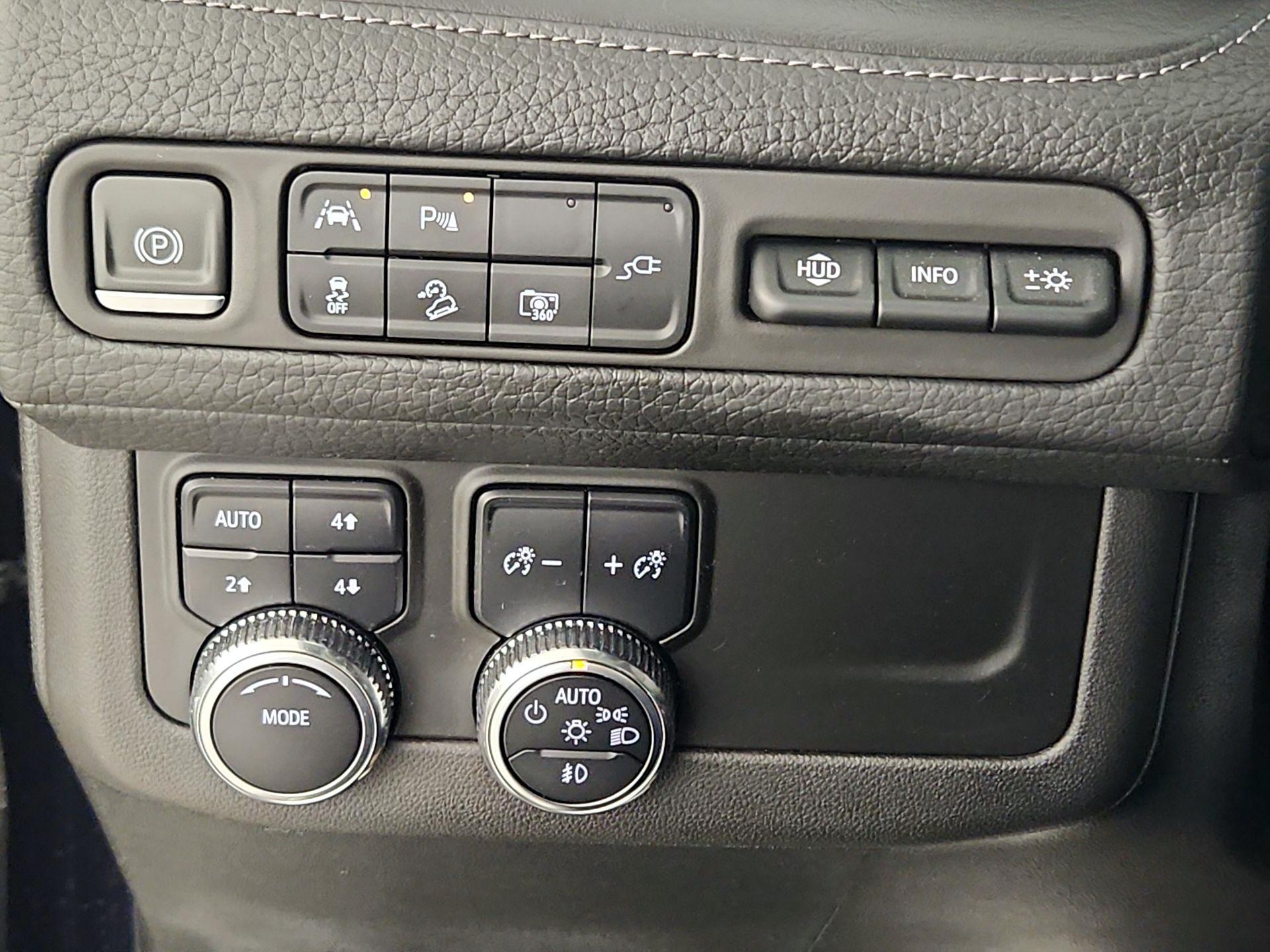 Thumbnail: 2022 GMC Yukon - 13