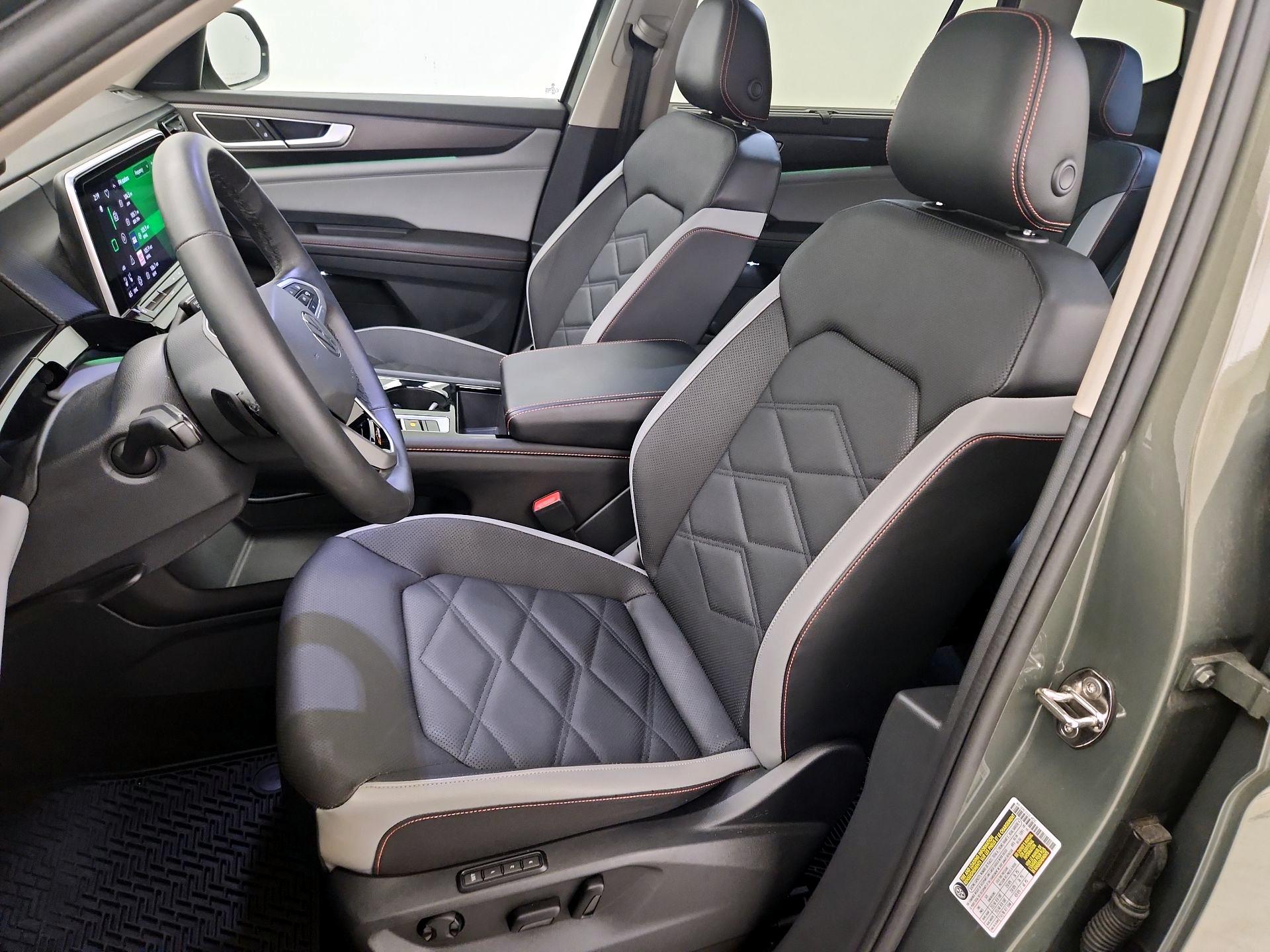 Thumbnail: 2024 Volkswagen Atlas - 11