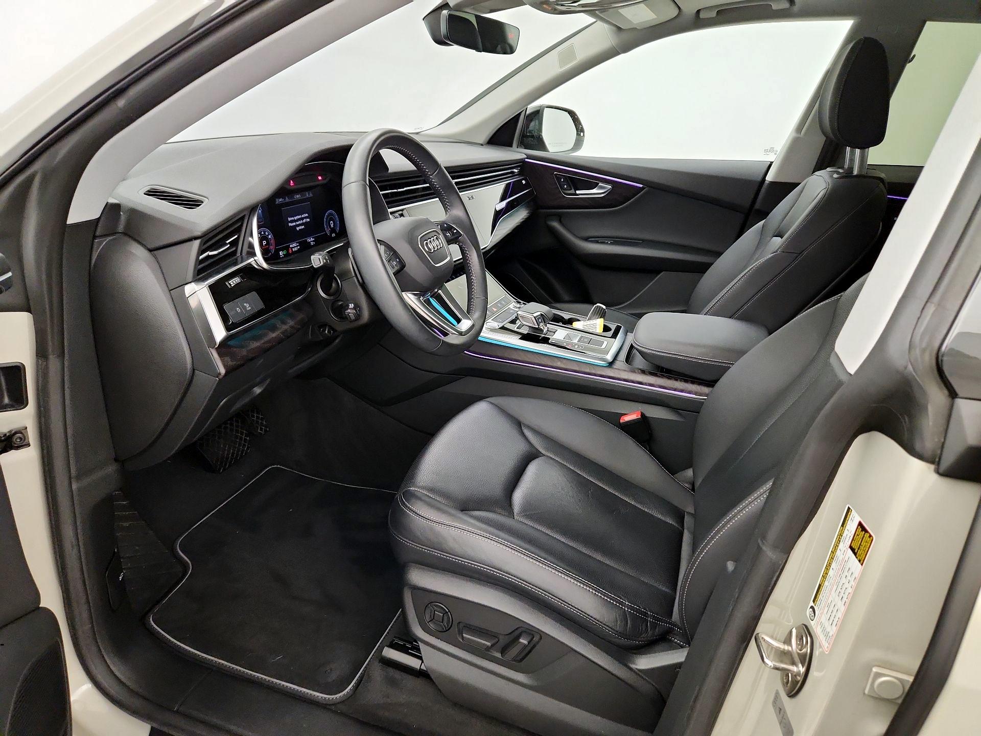 Thumbnail: 2020 Audi Q8 - 11