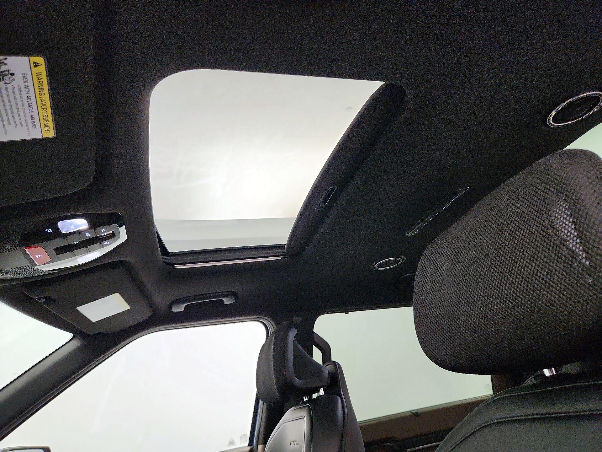 Thumbnail: 2024 Kia EV9 - 20