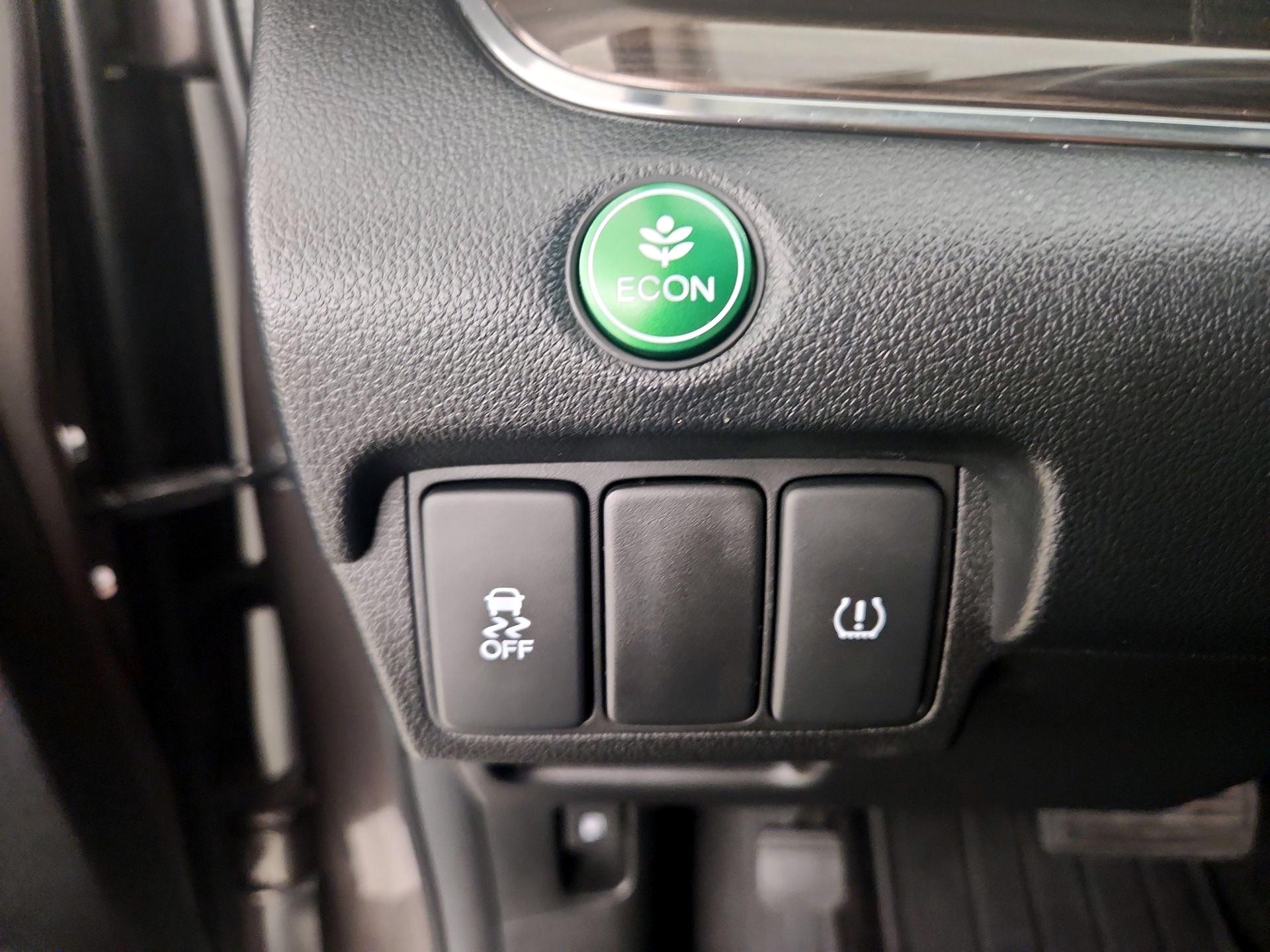Thumbnail: 2016 Honda CR-V - 13