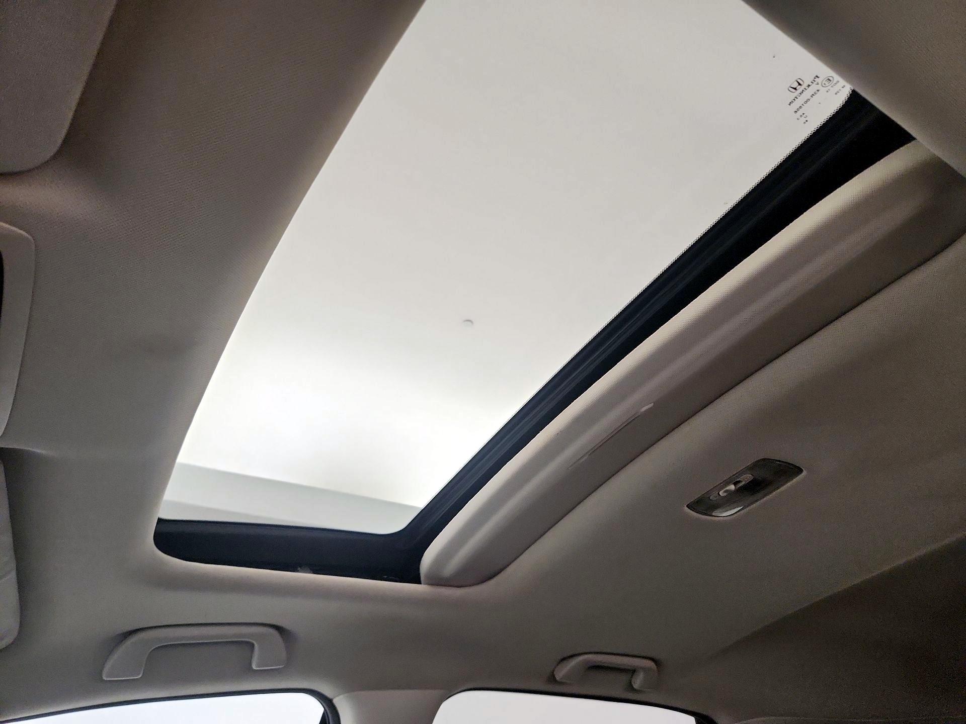 Thumbnail: 2016 Honda CR-V - 19