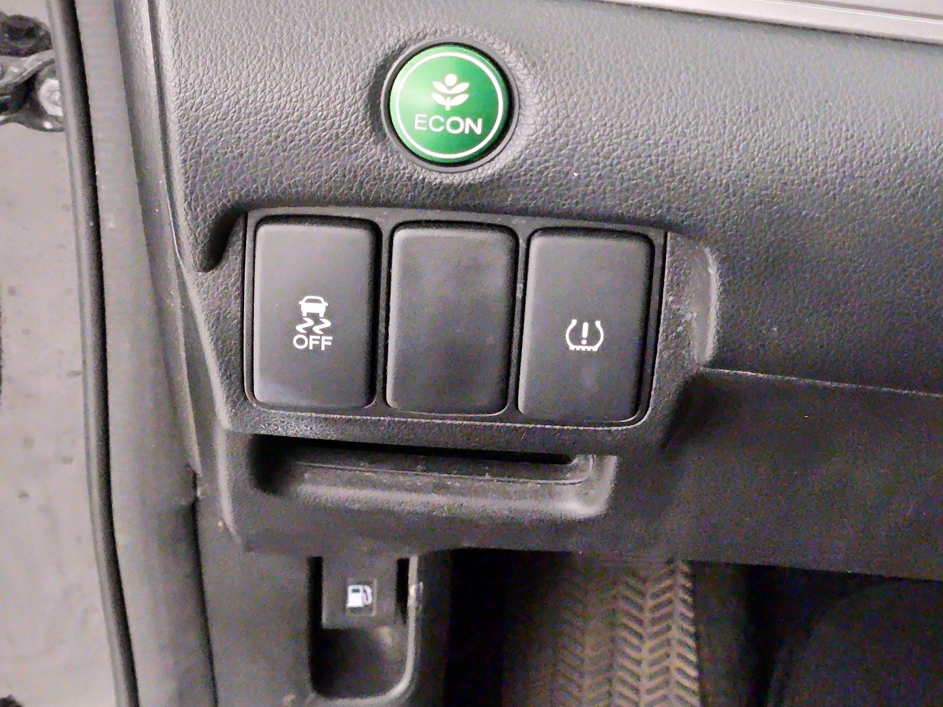 Thumbnail: 2016 Honda CR-V - 13