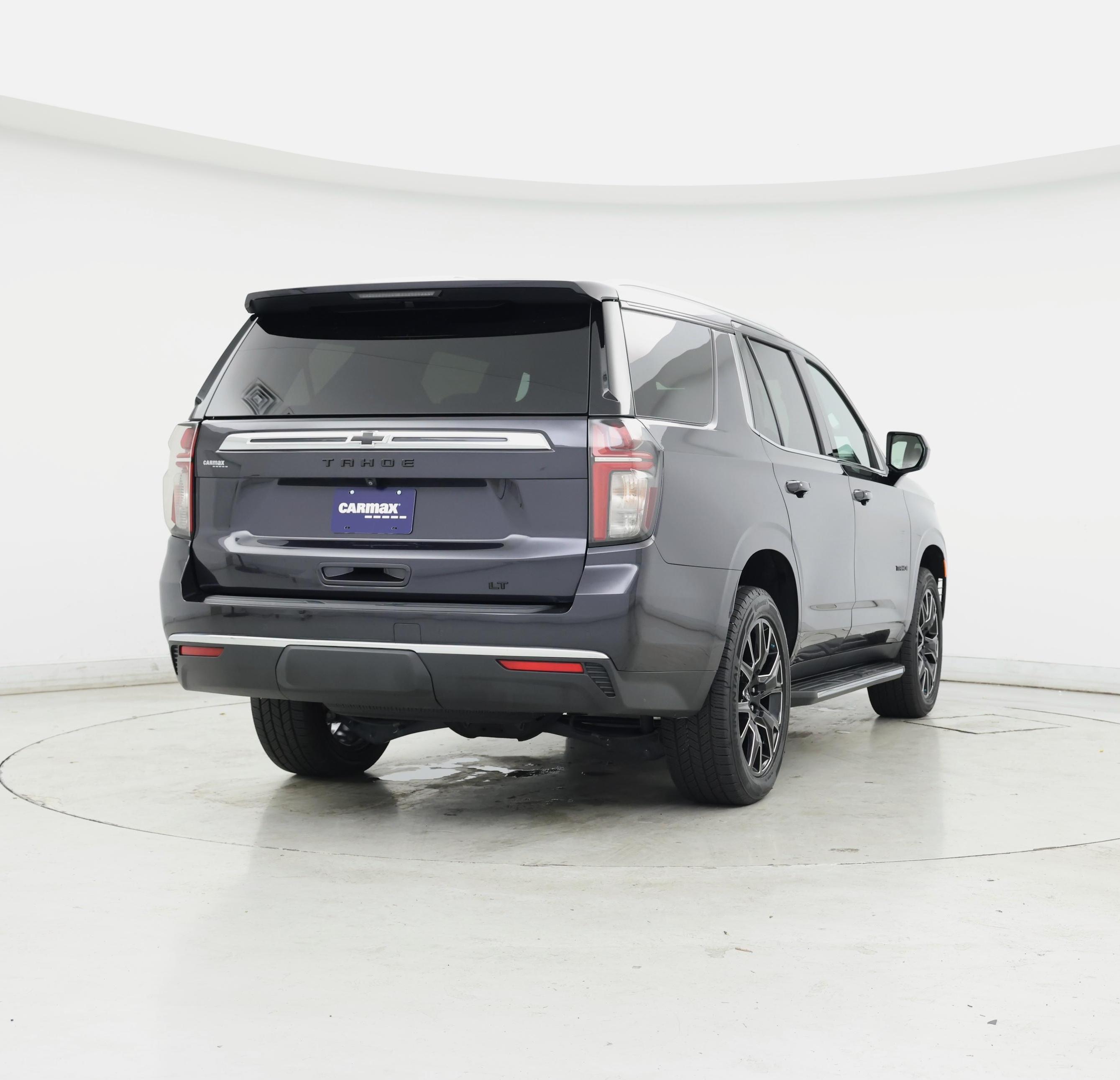 Thumbnail: 2023 Chevrolet Tahoe - 8