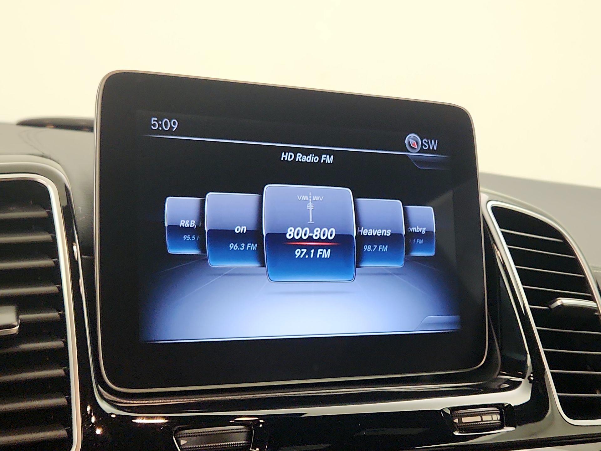 Thumbnail: 2018 Mercedes-Benz GLE - 16