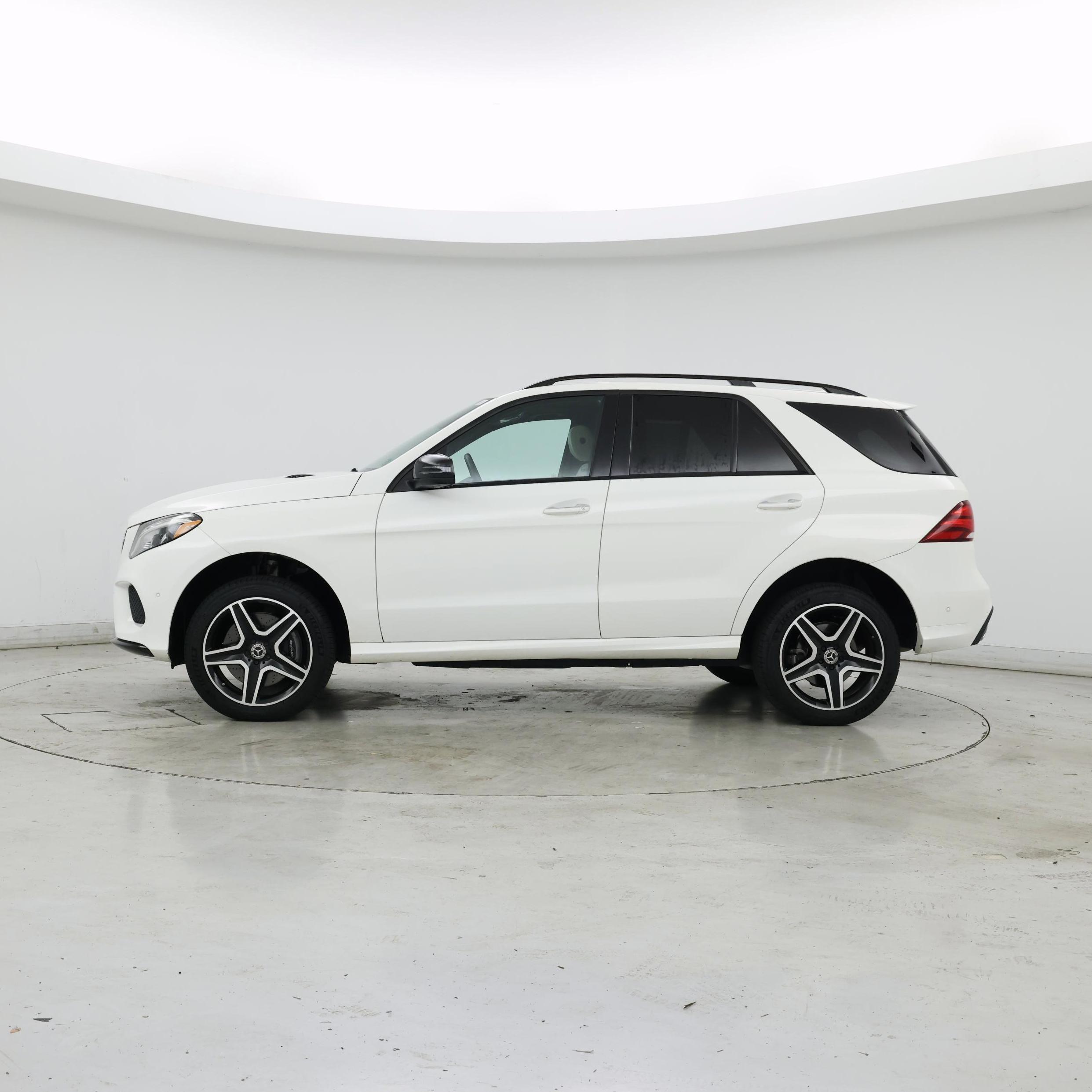 Thumbnail: 2018 Mercedes-Benz GLE - 3