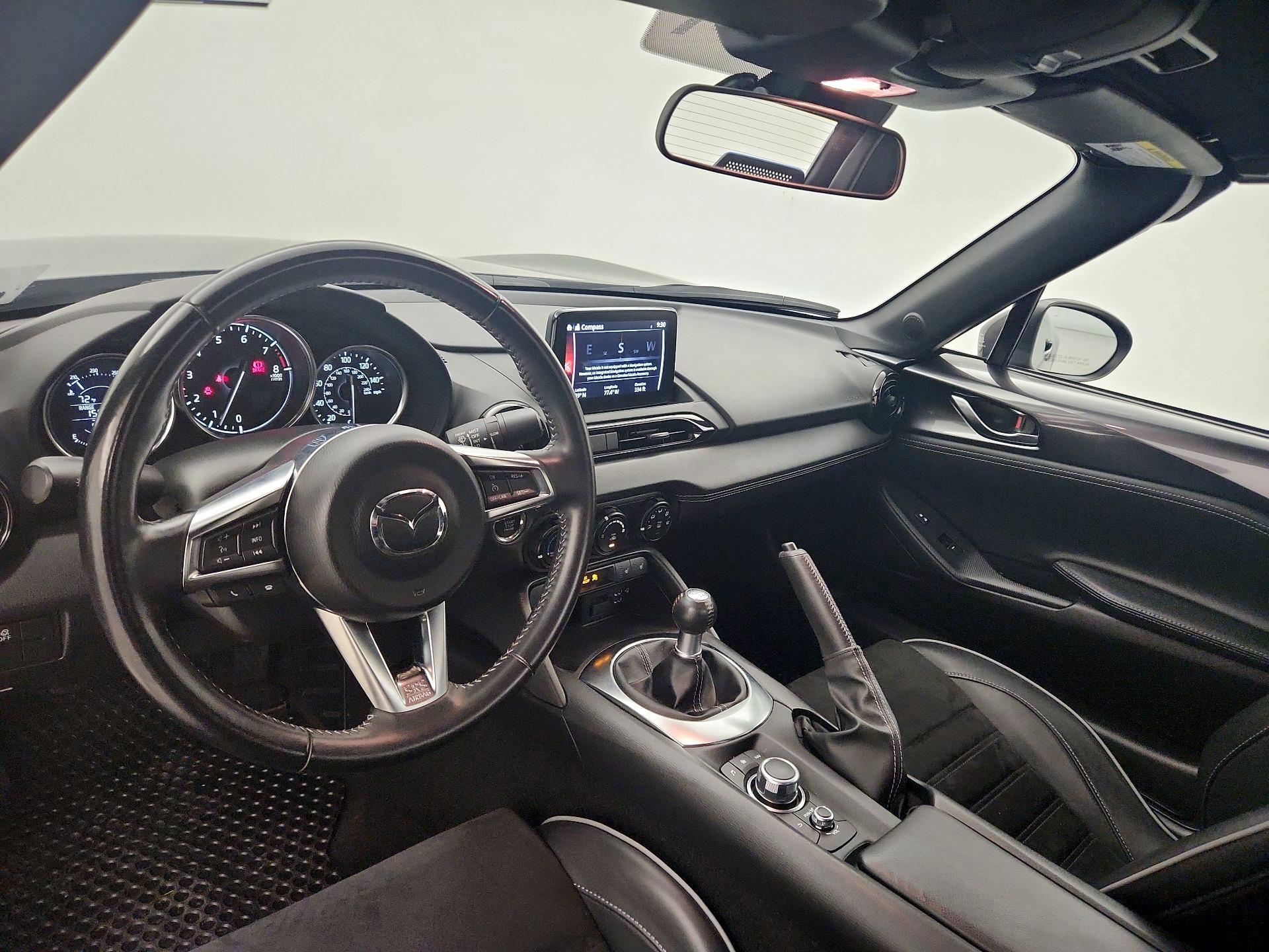 Thumbnail: 2021 Mazda MX-5 Miata - 9
