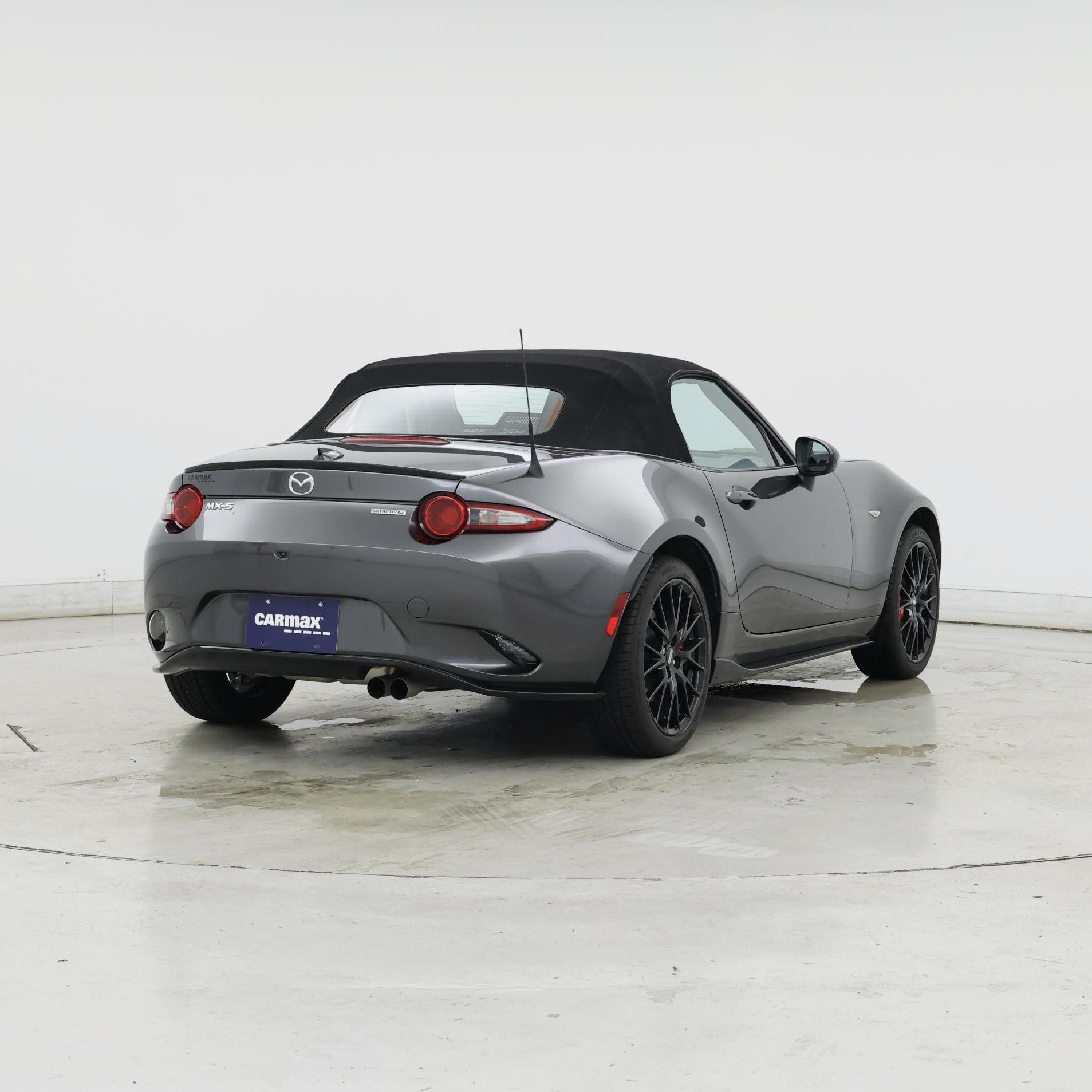 Thumbnail: 2021 Mazda MX-5 Miata - 8