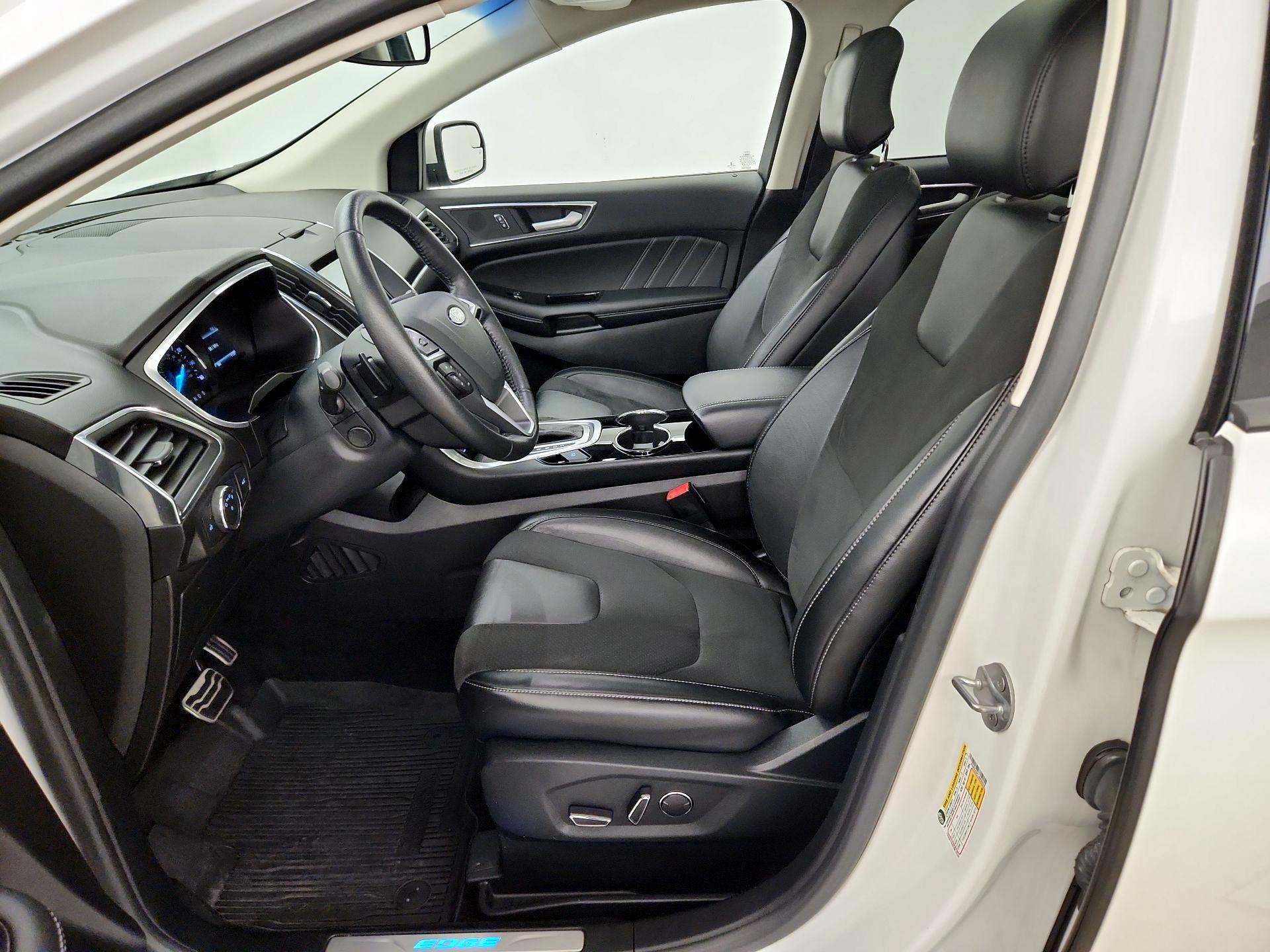 Thumbnail: 2018 Ford Edge - 11