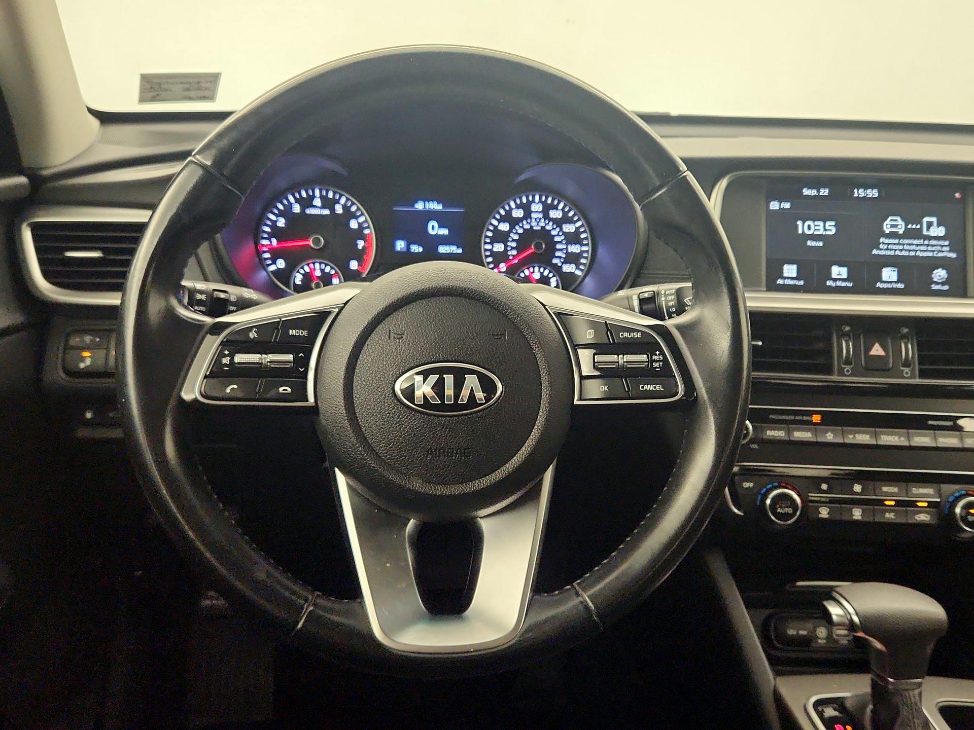 Thumbnail: 2019 Kia Optima - 10