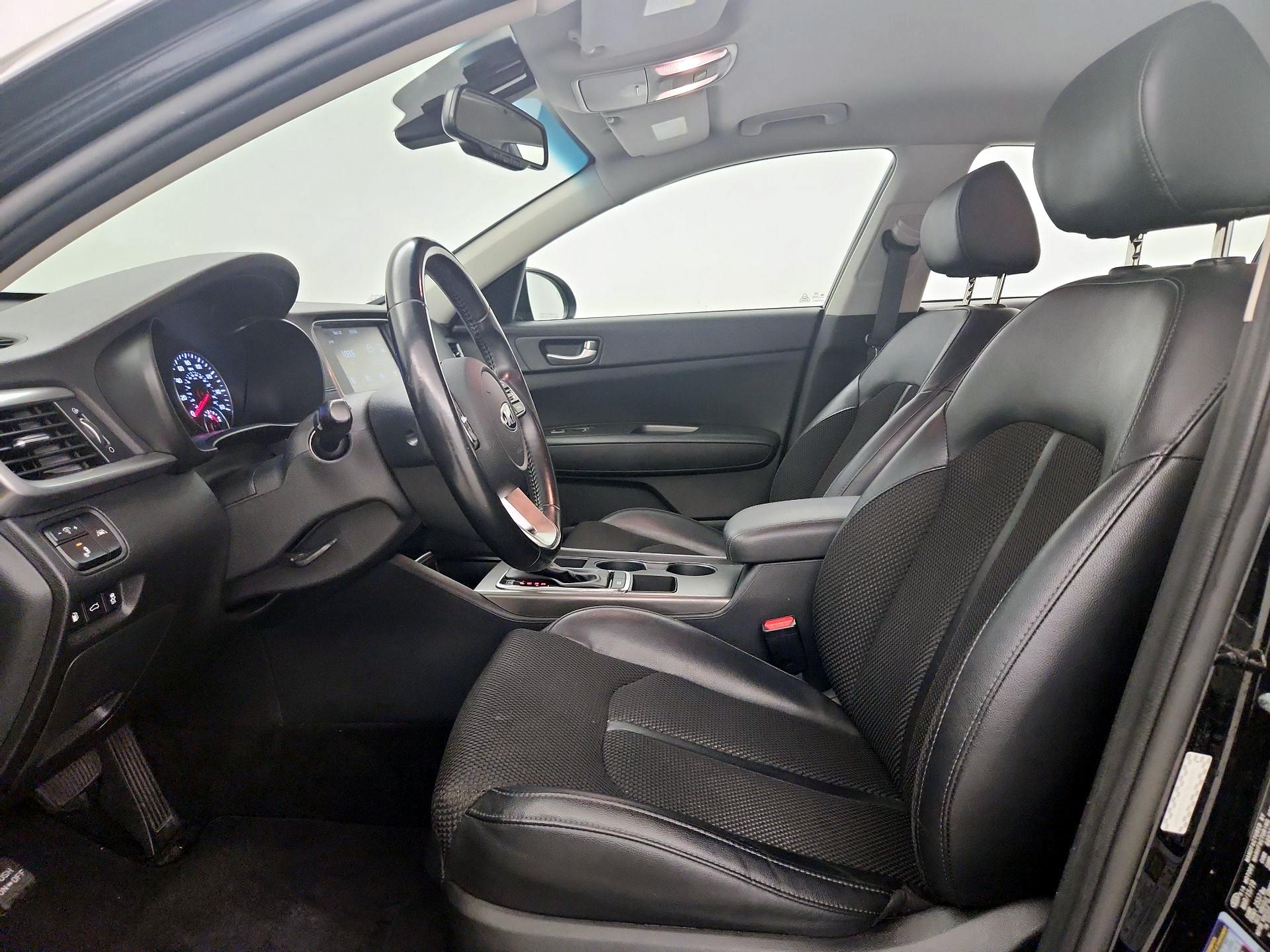 Thumbnail: 2019 Kia Optima - 11
