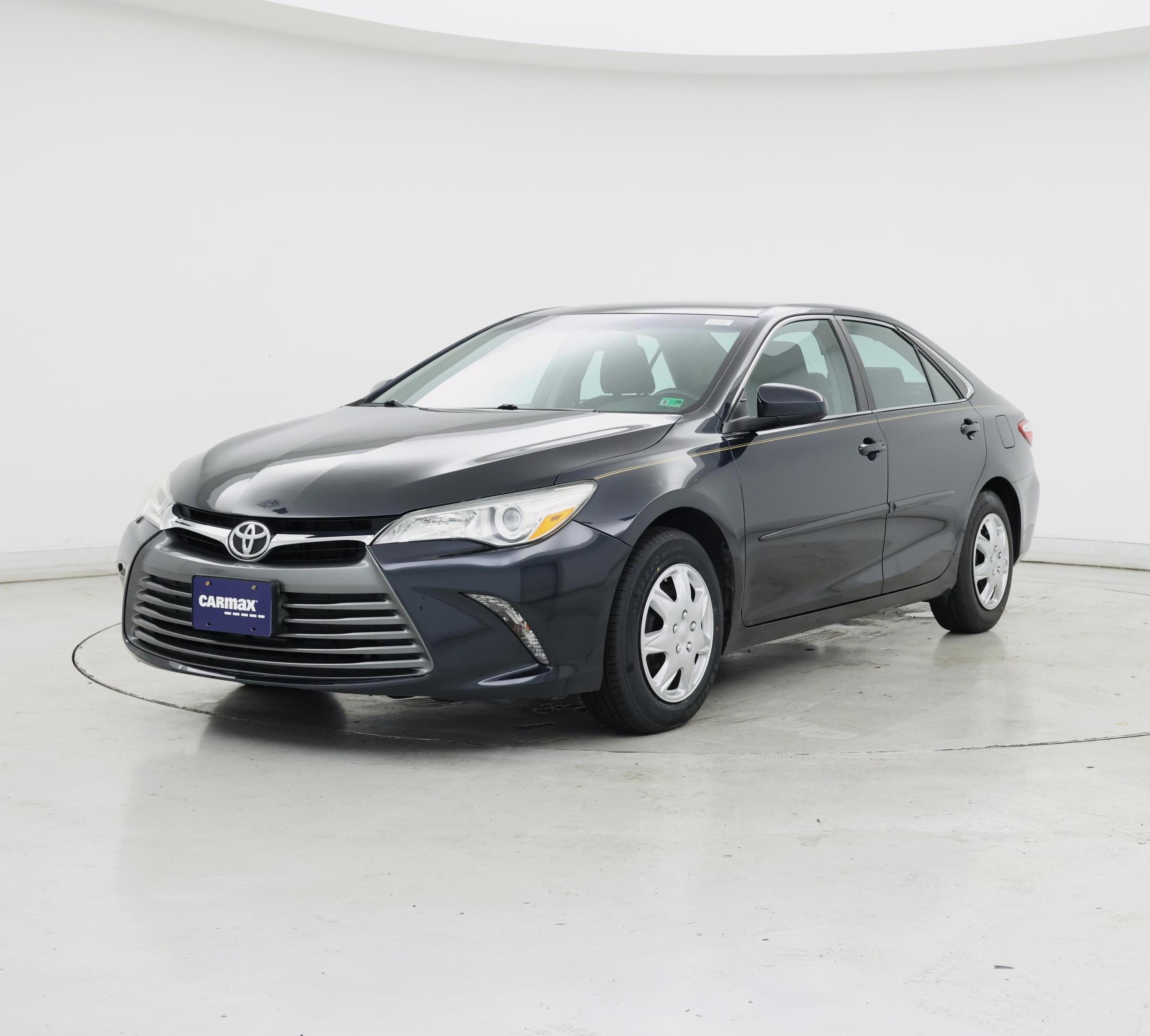 Thumbnail: 2016 Toyota Camry - 4