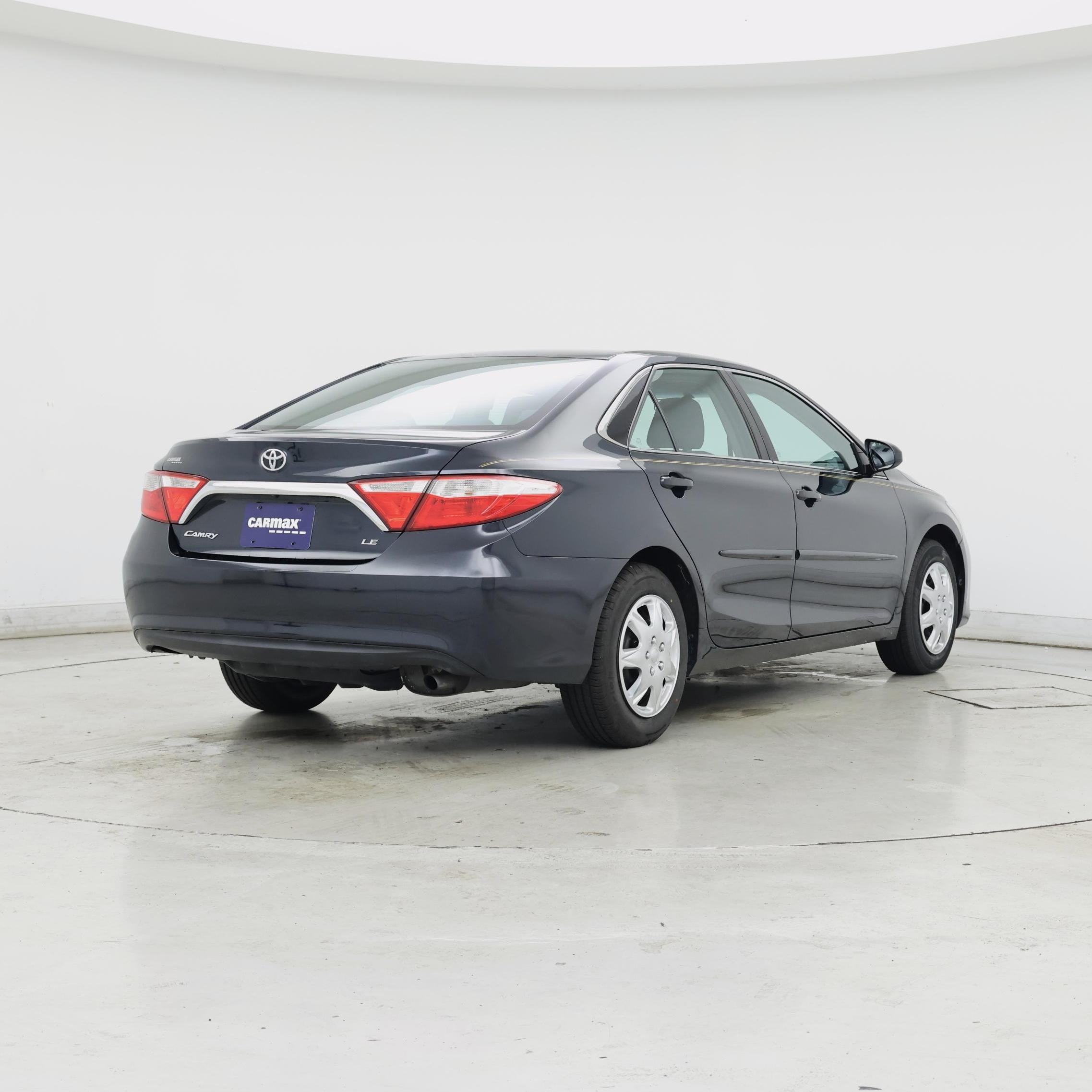 Thumbnail: 2016 Toyota Camry - 8