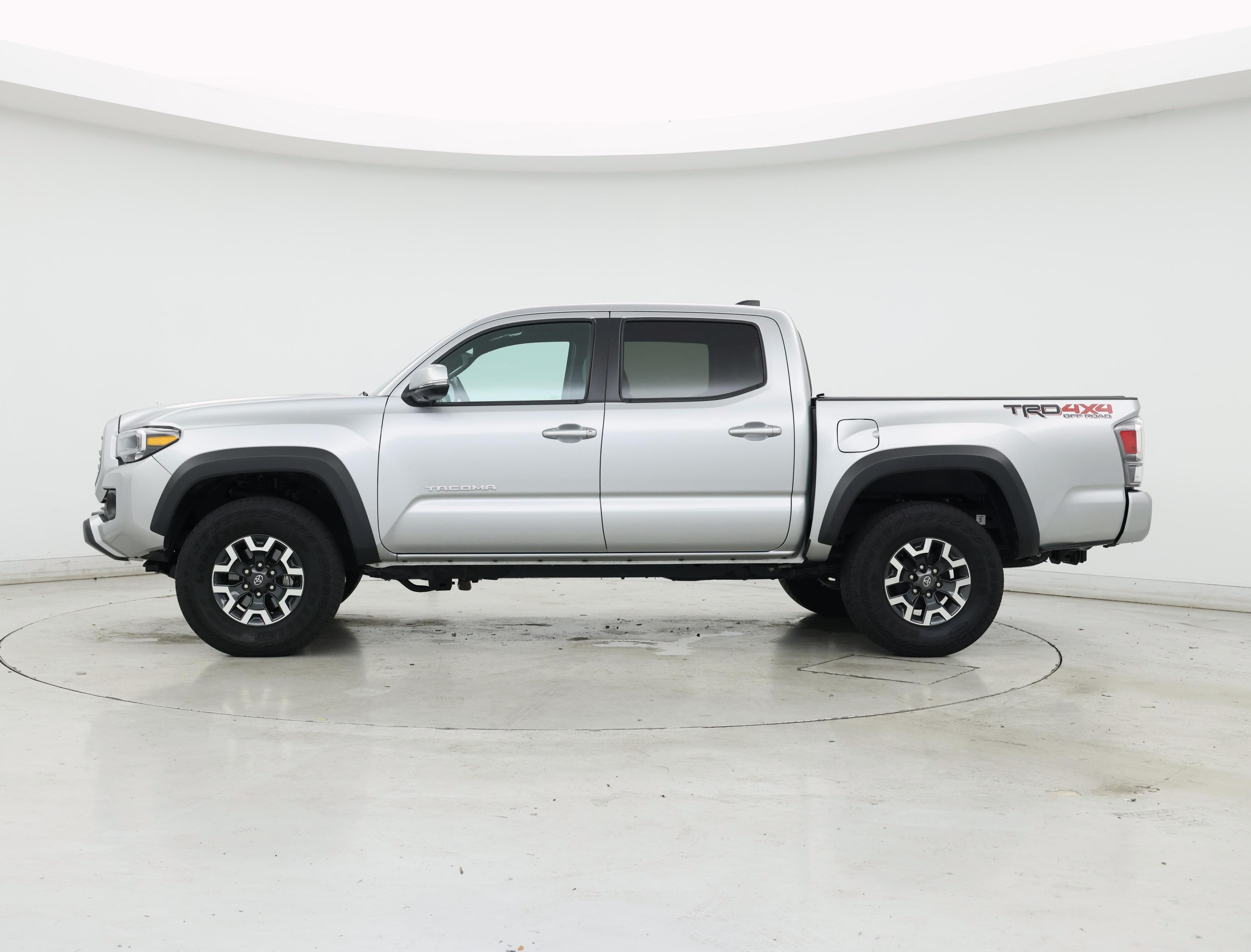 Thumbnail: 2023 Toyota Tacoma - 3