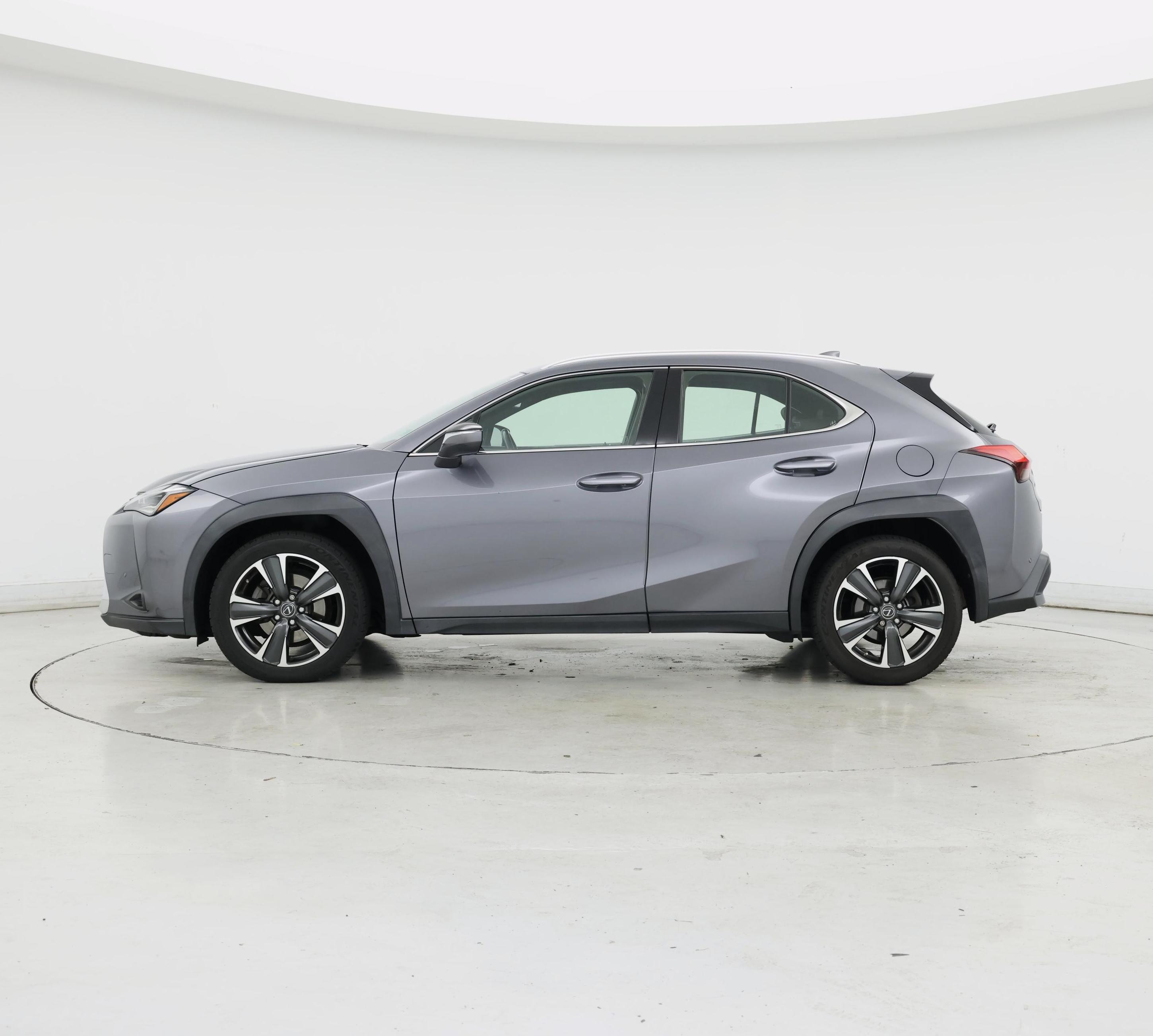 Thumbnail: 2019 Lexus UX - 3