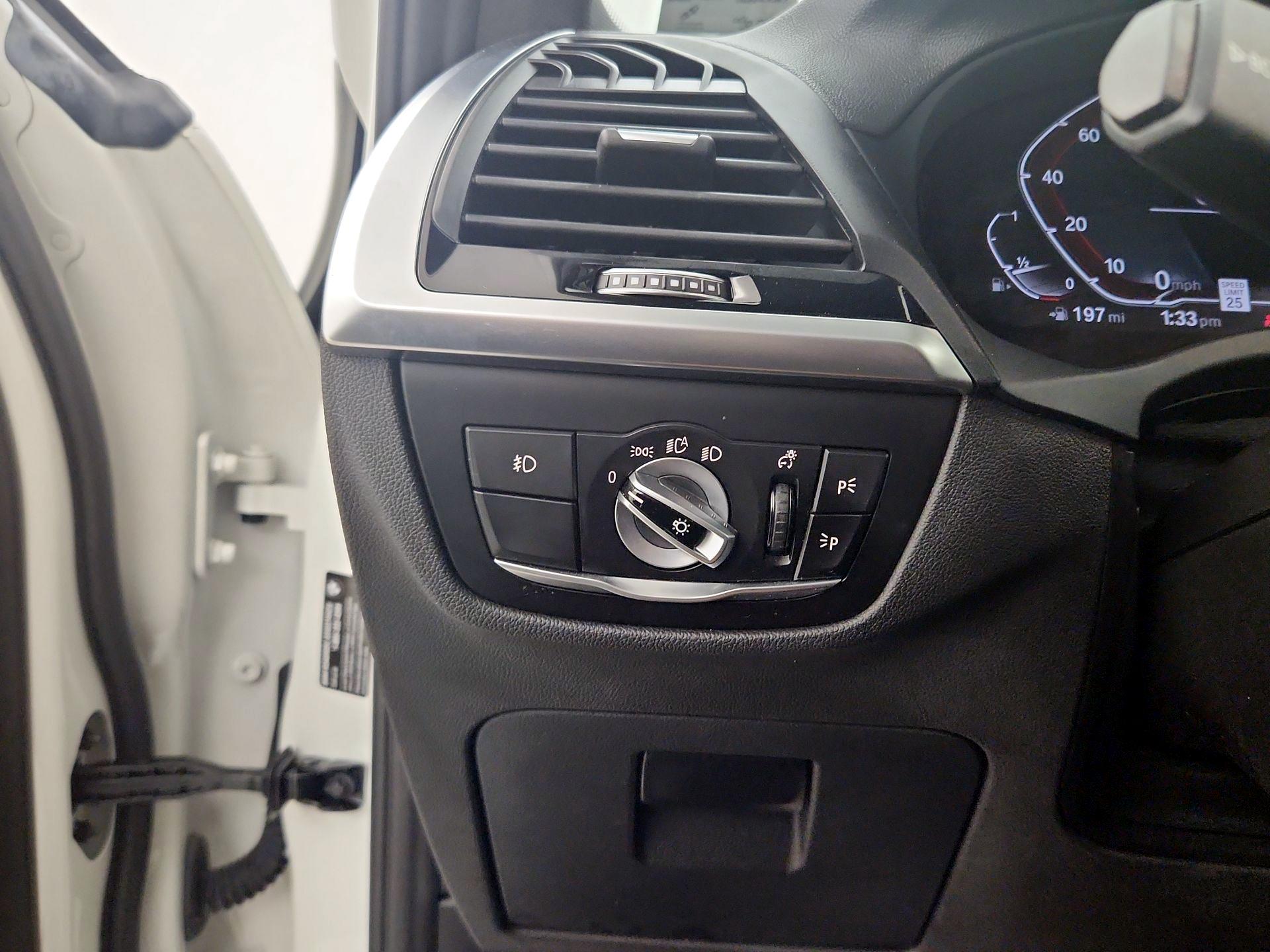Thumbnail: 2021 BMW X3 - 13