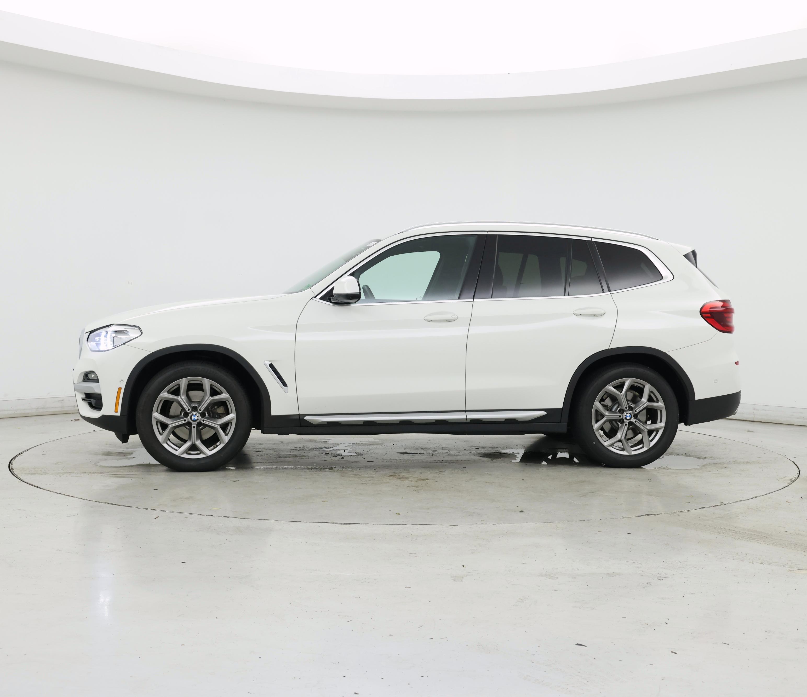 Thumbnail: 2021 BMW X3 - 3