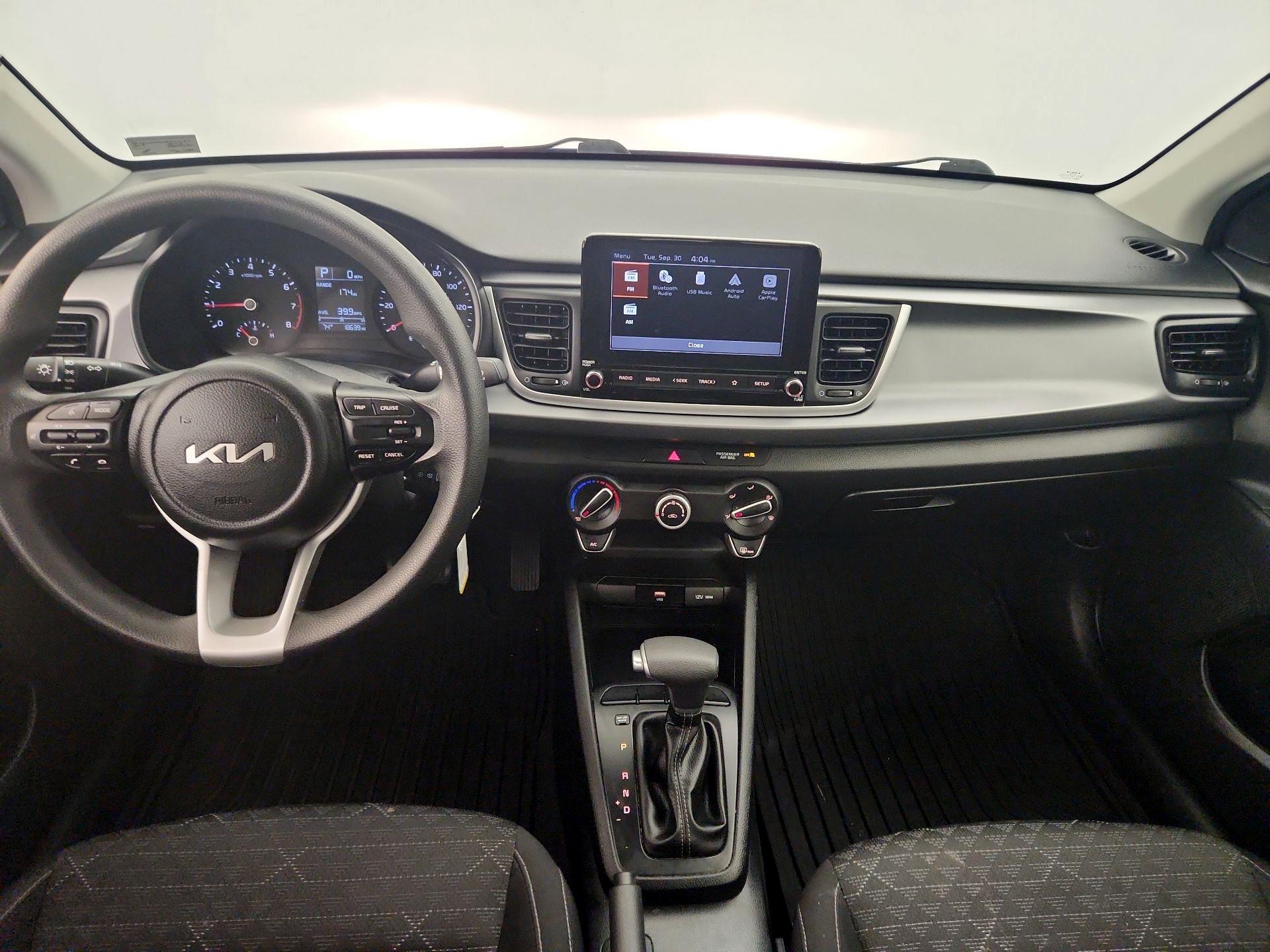 Thumbnail: 2023 Kia Rio - 9