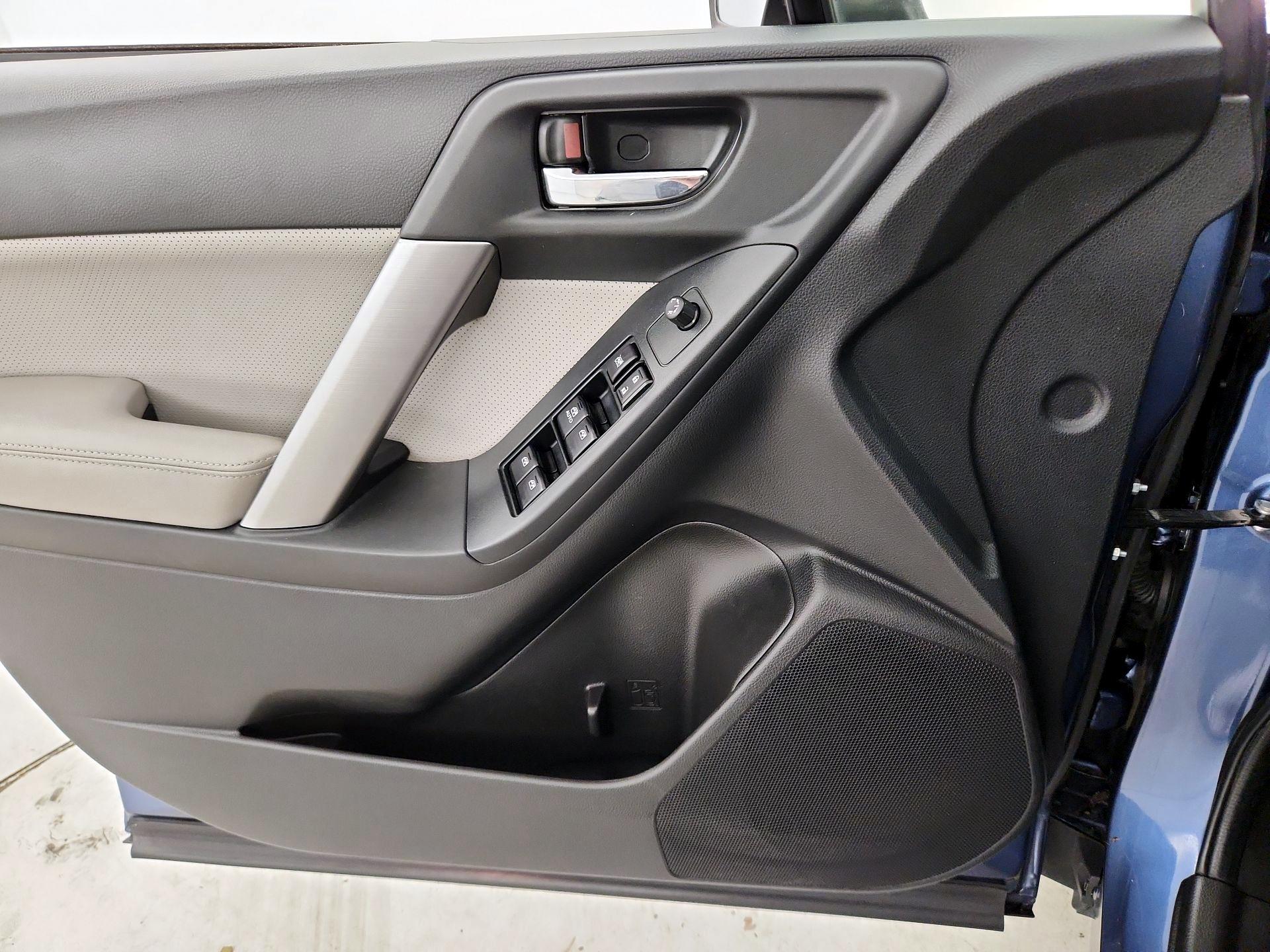 Thumbnail: 2014 Subaru Forester - 12