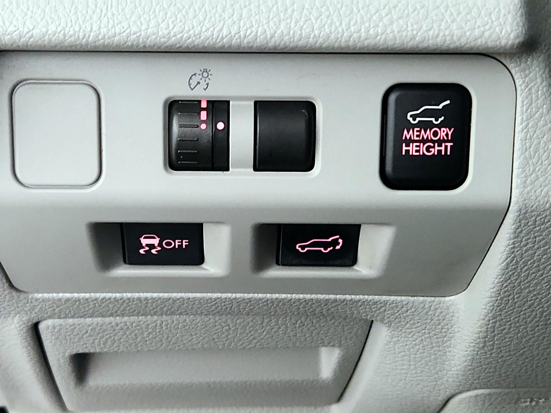 Thumbnail: 2014 Subaru Forester - 13