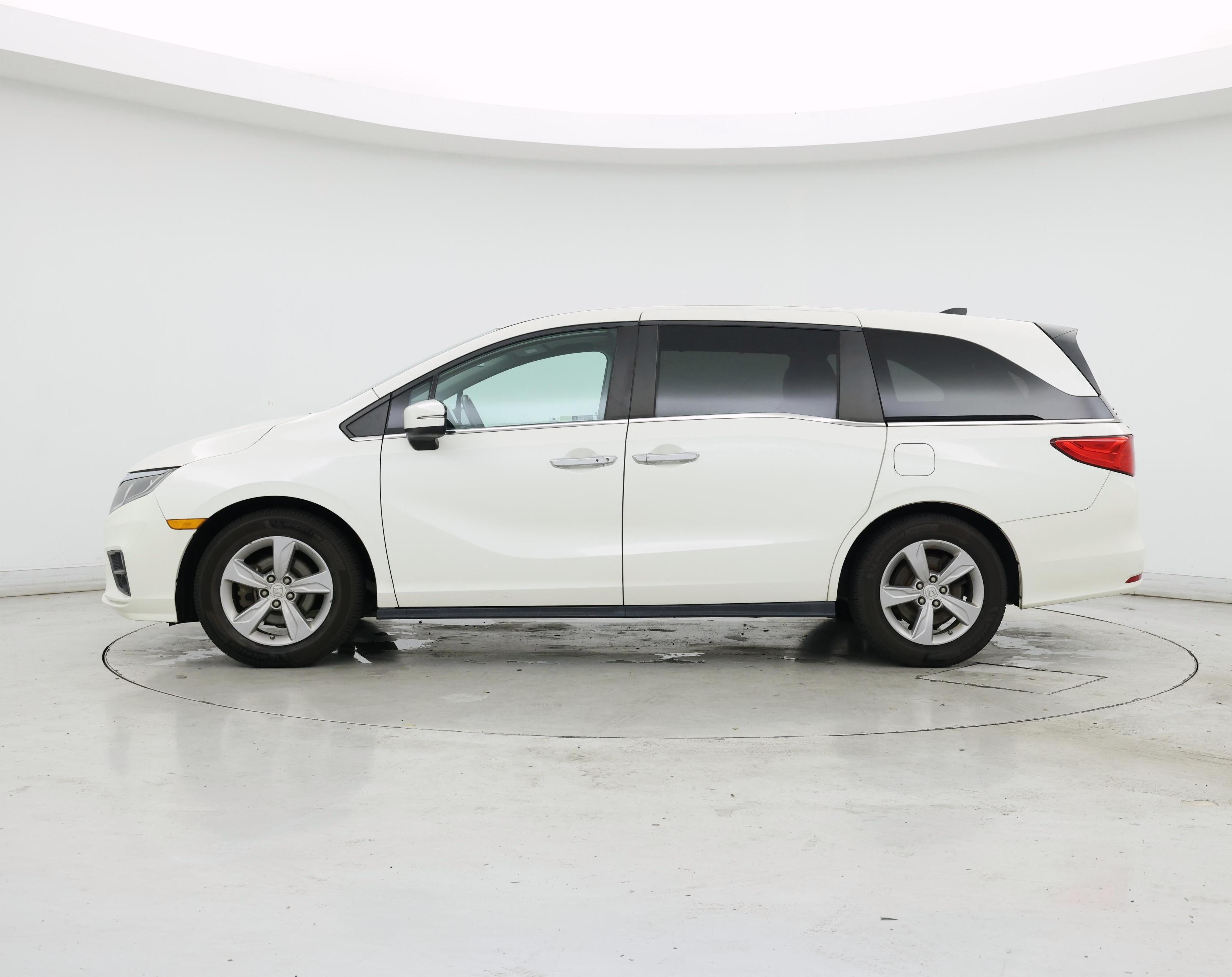 Thumbnail: 2018 Honda Odyssey - 3