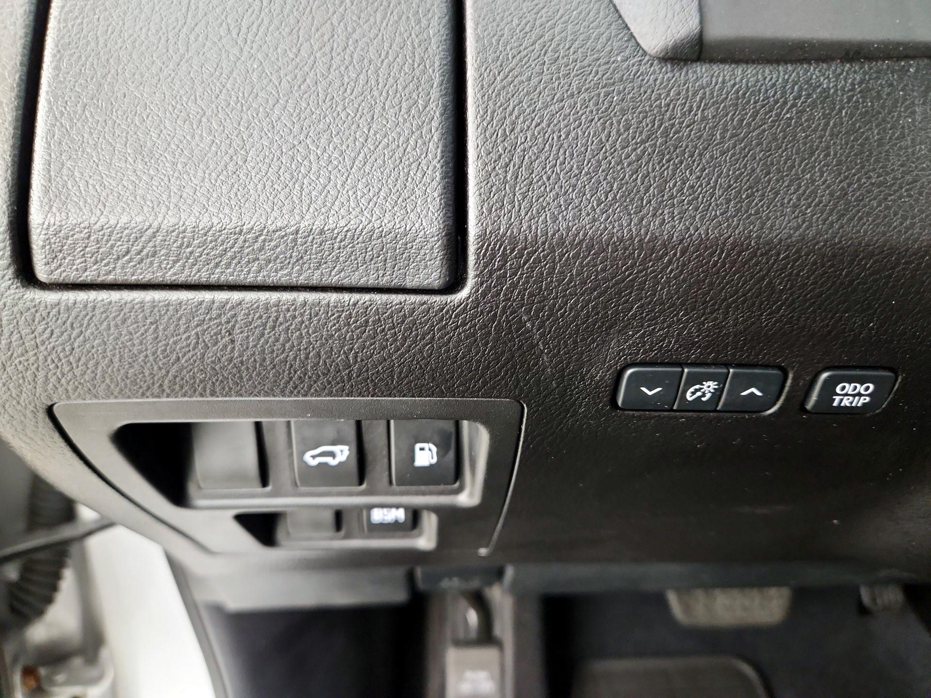 Thumbnail: 2015 Lexus RX - 13
