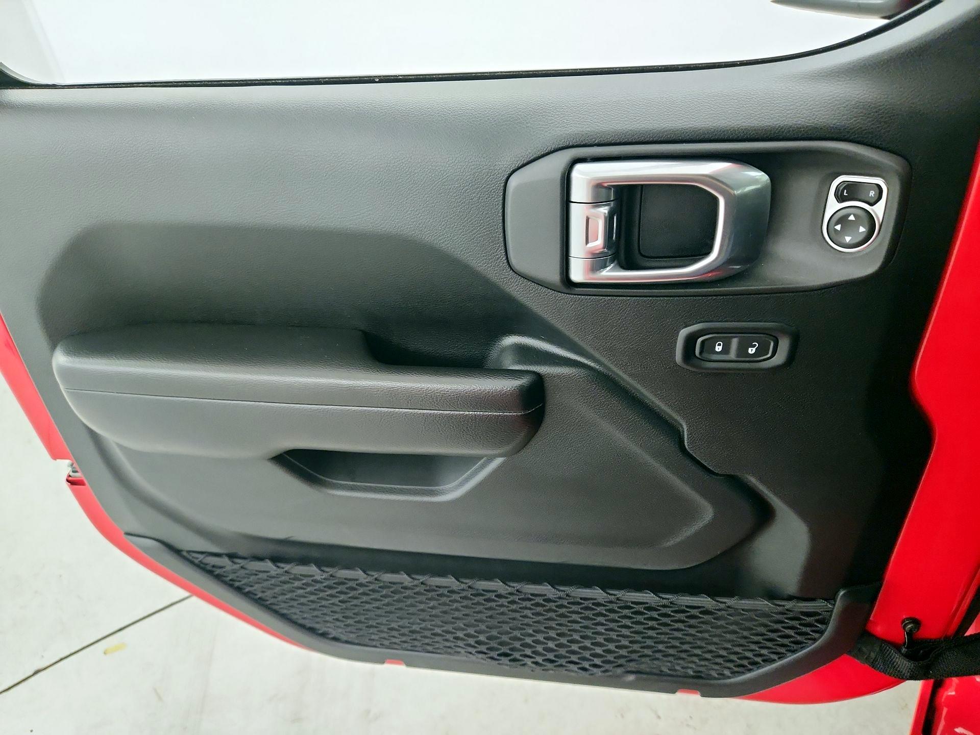 Thumbnail: 2021 Jeep Wrangler - 12