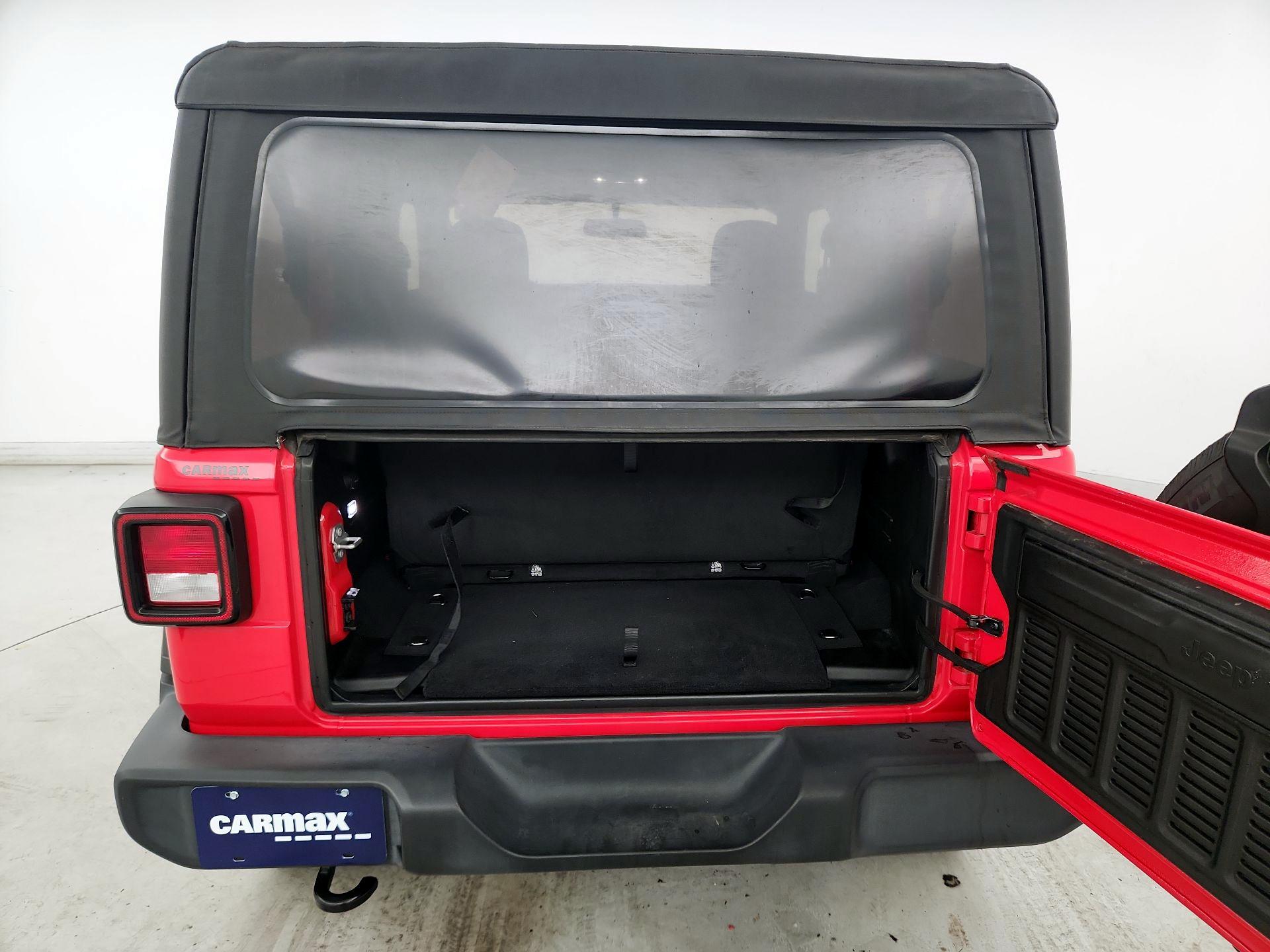 Thumbnail: 2021 Jeep Wrangler - 20