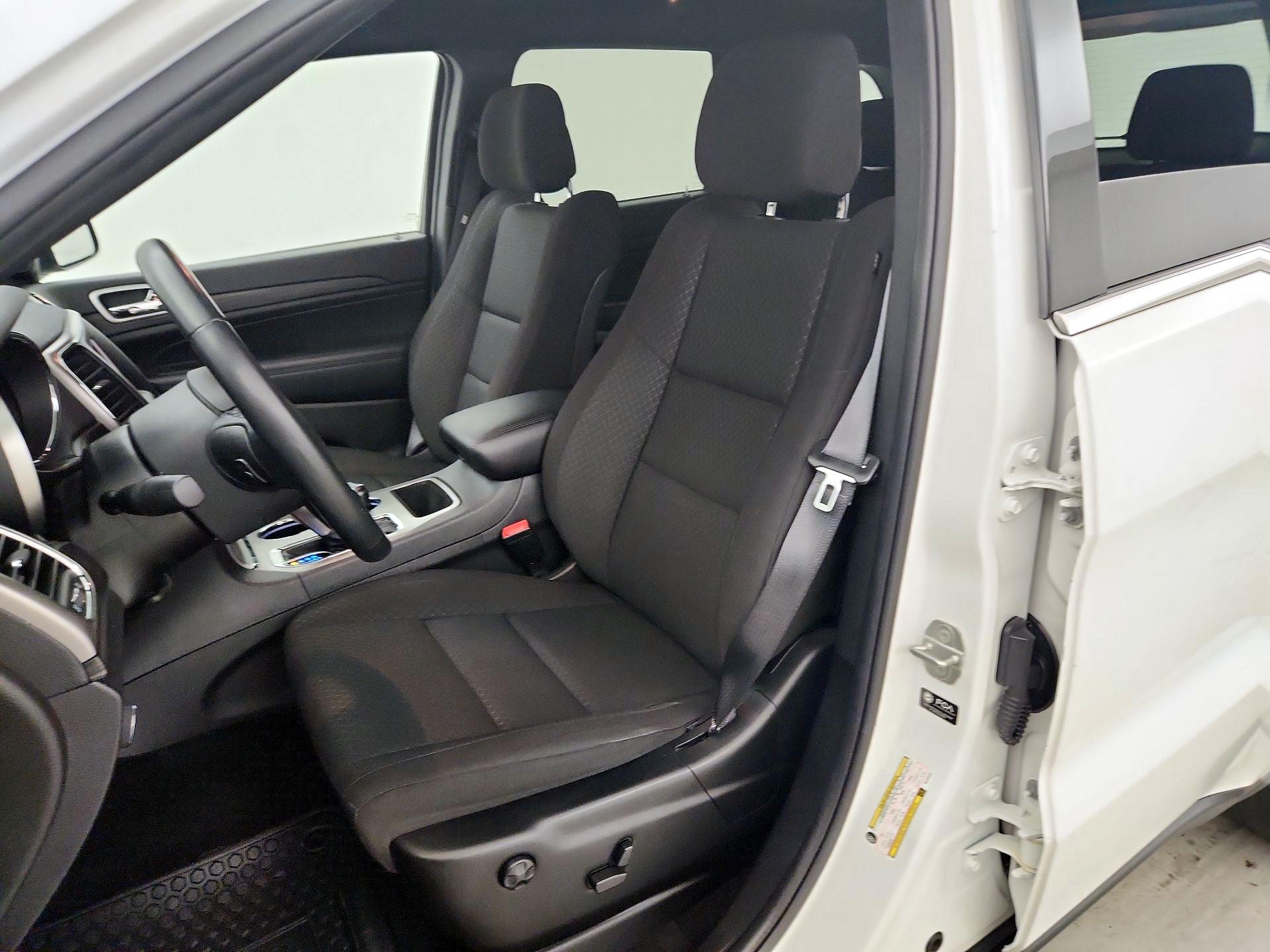 Thumbnail: 2021 Jeep Grand Cherokee - 11
