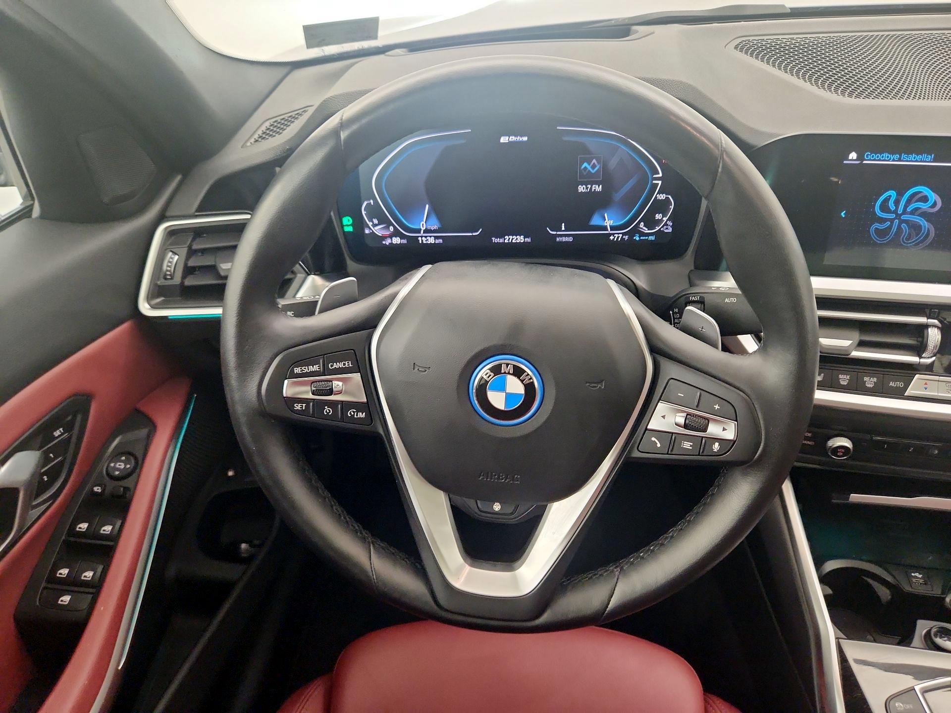 Thumbnail: 2022 BMW 3 Series - 10