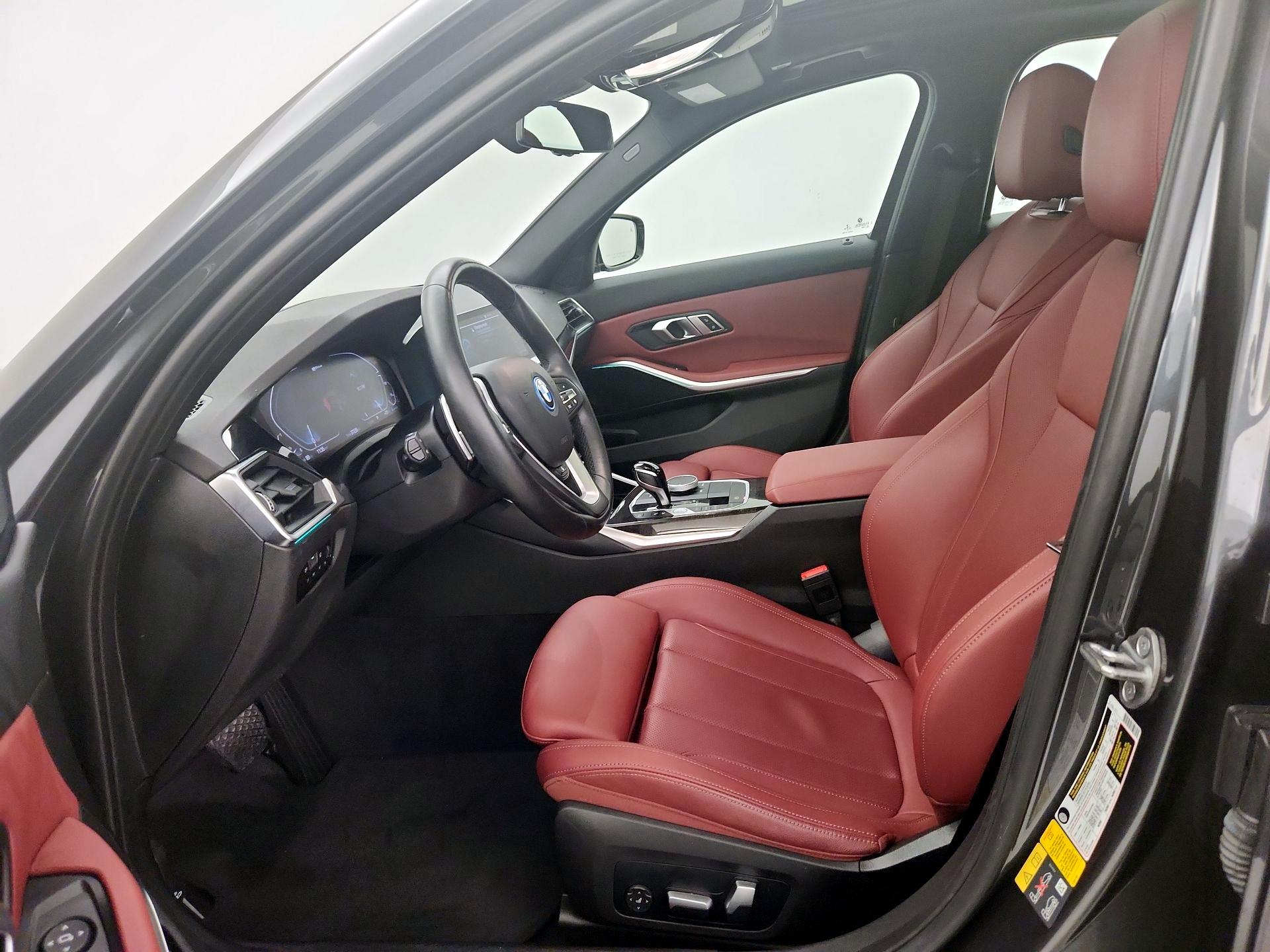 Thumbnail: 2022 BMW 3 Series - 11