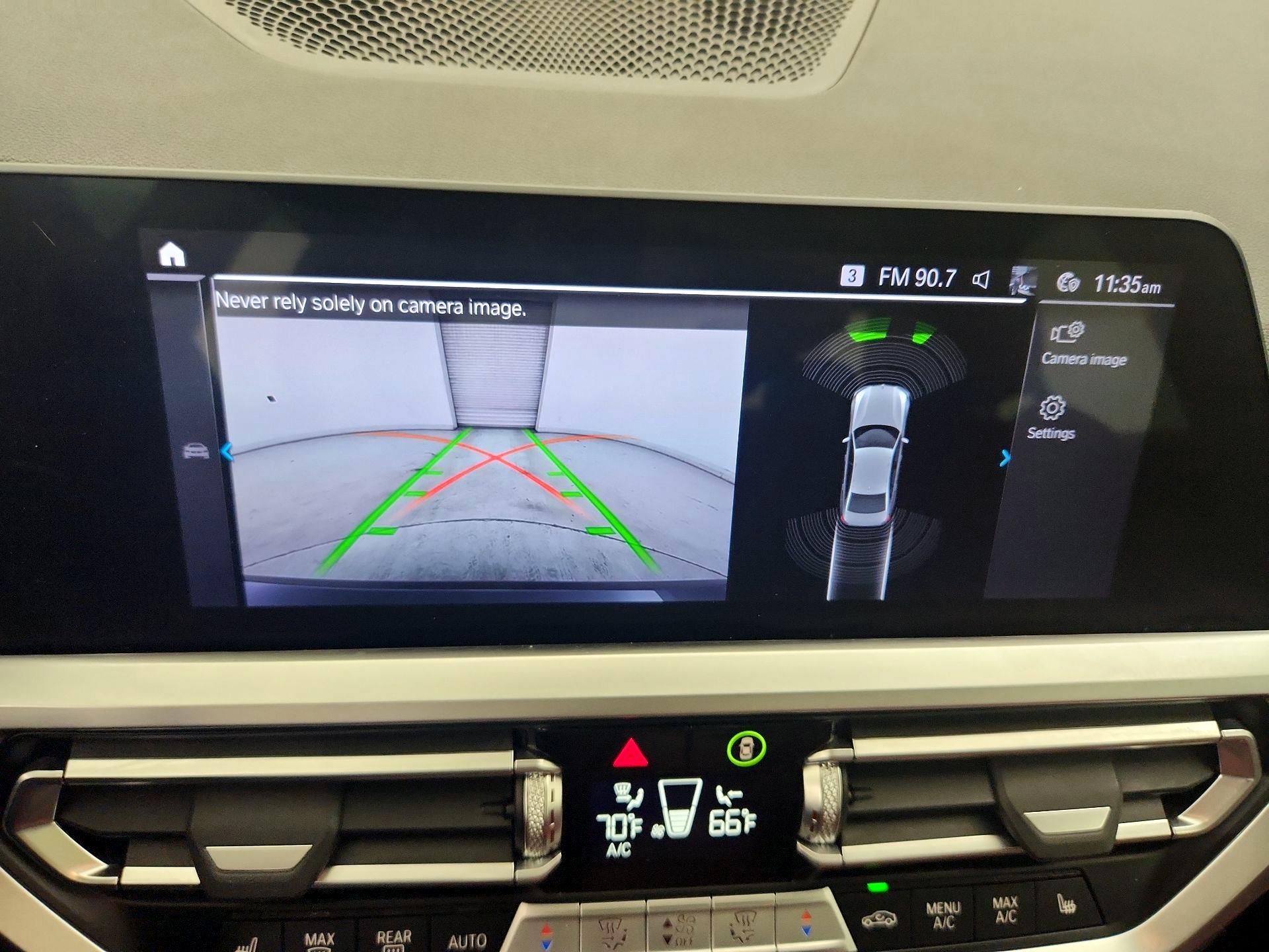 Thumbnail: 2022 BMW 3 Series - 15