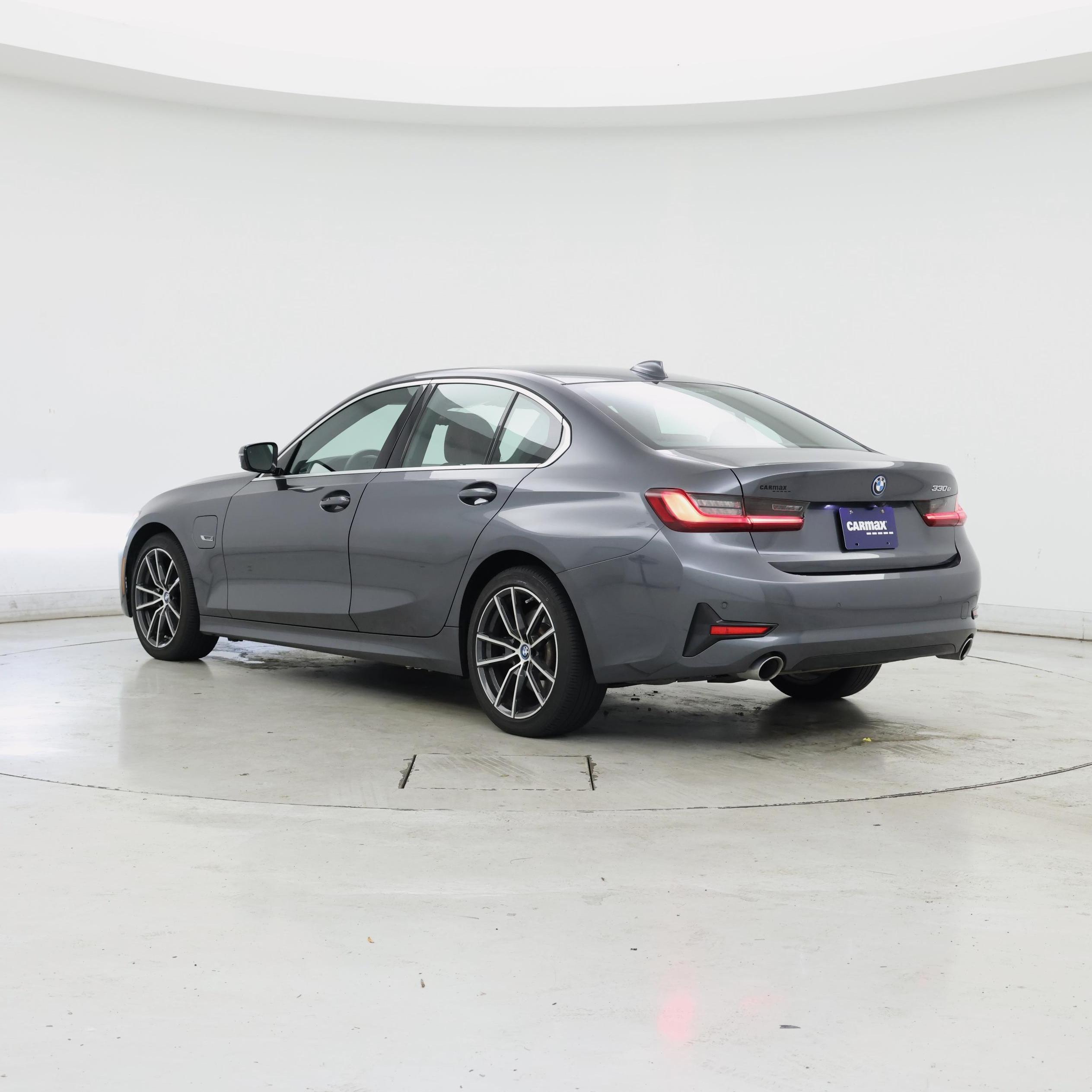 Thumbnail: 2022 BMW 3 Series - 2