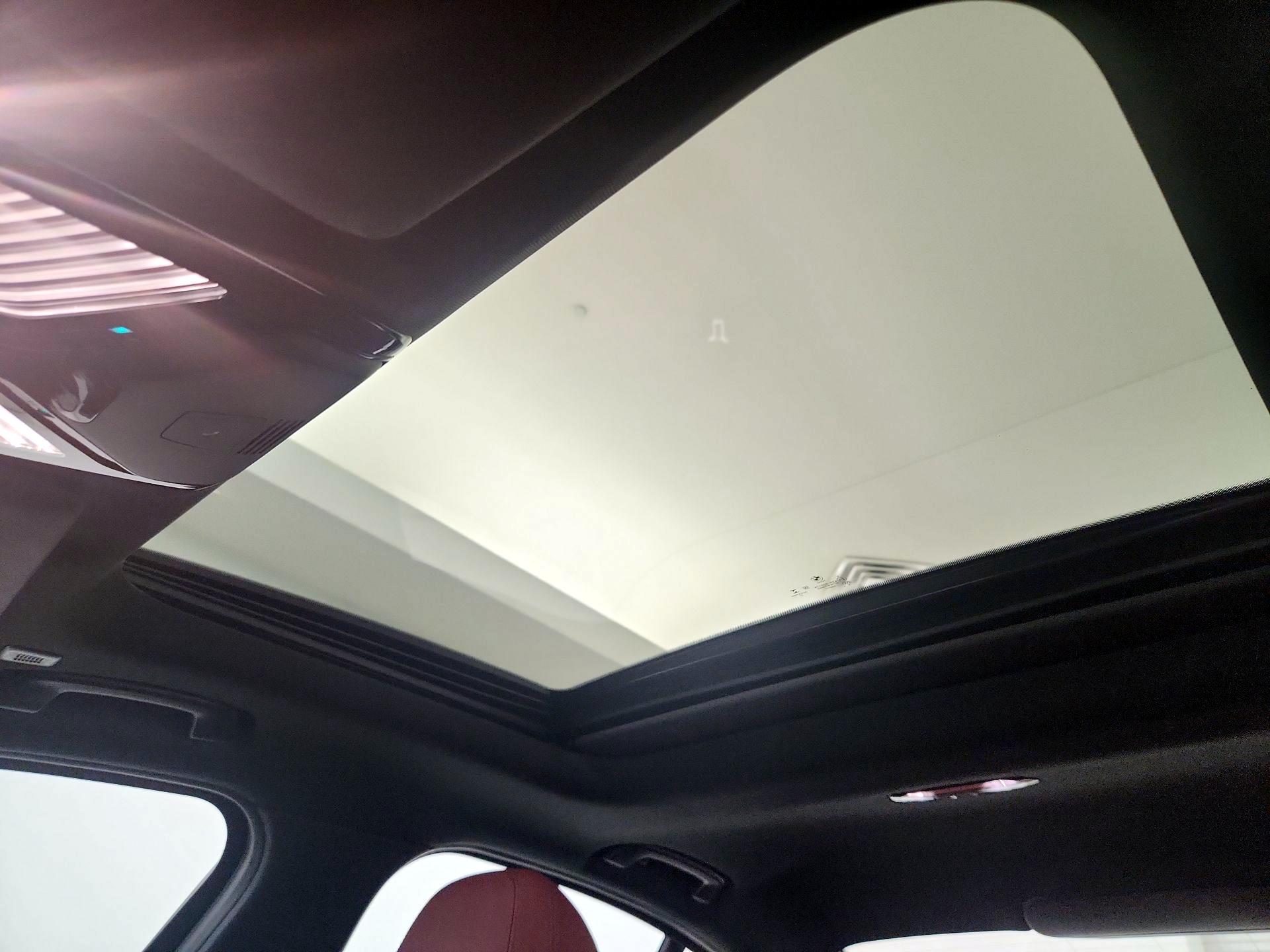 Thumbnail: 2022 BMW 3 Series - 20