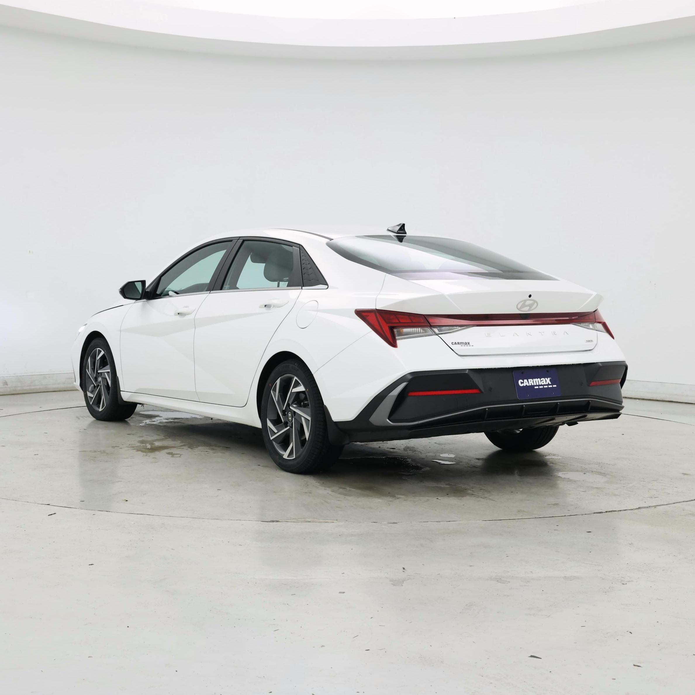 Thumbnail: 2024 Hyundai Elantra - 2