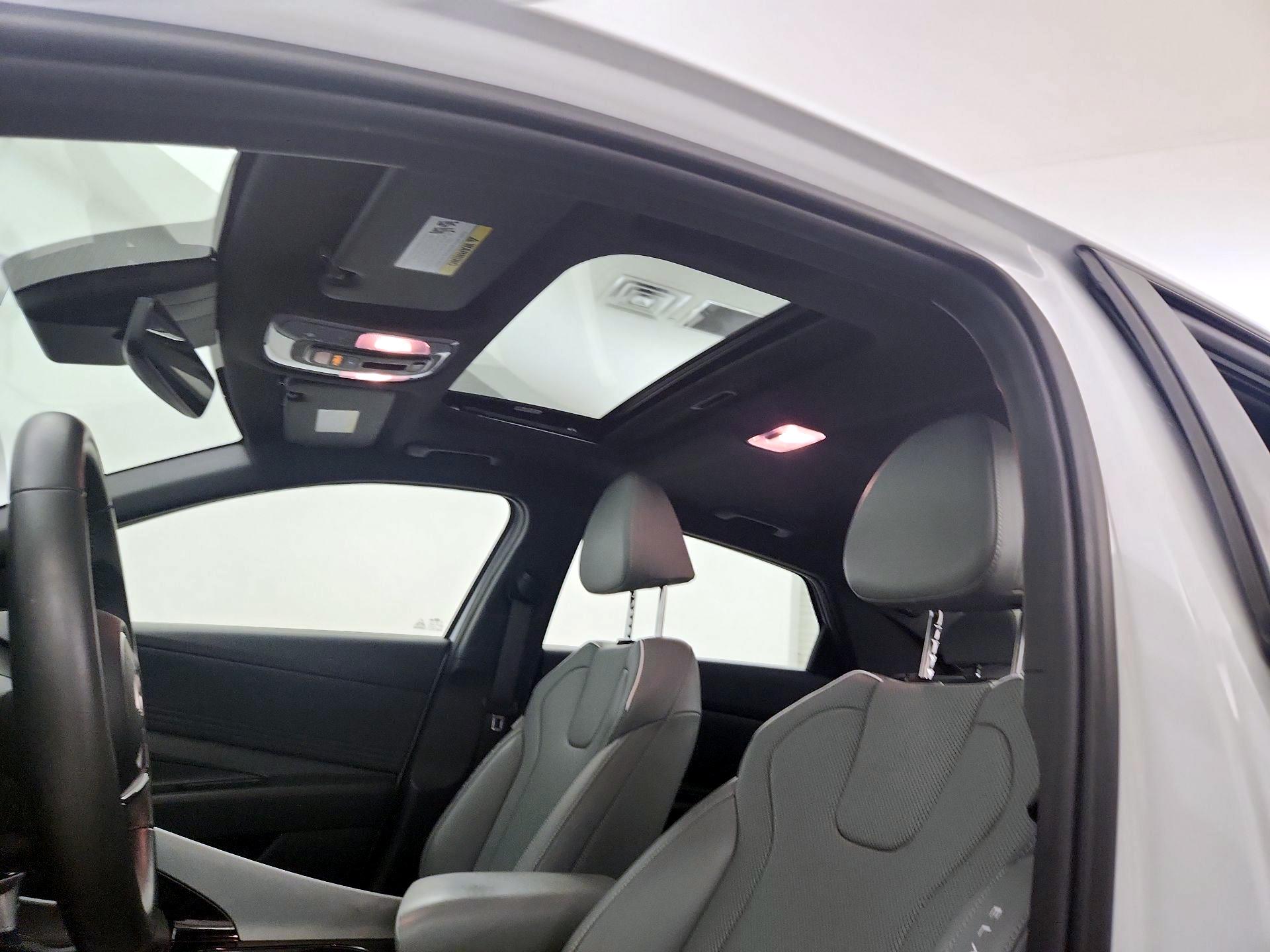 Thumbnail: 2024 Hyundai Elantra - 20
