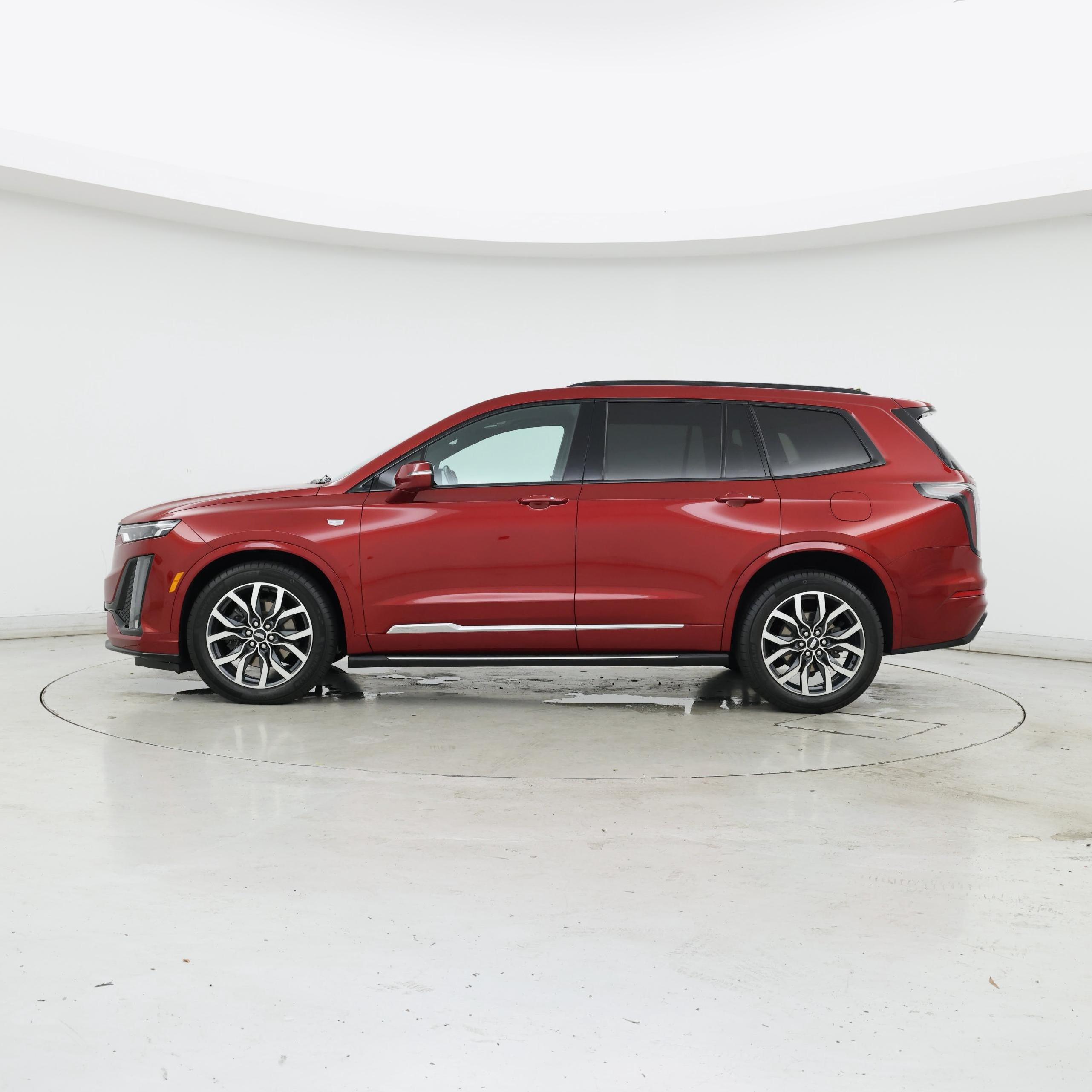 Thumbnail: 2021 Cadillac XT6 - 3