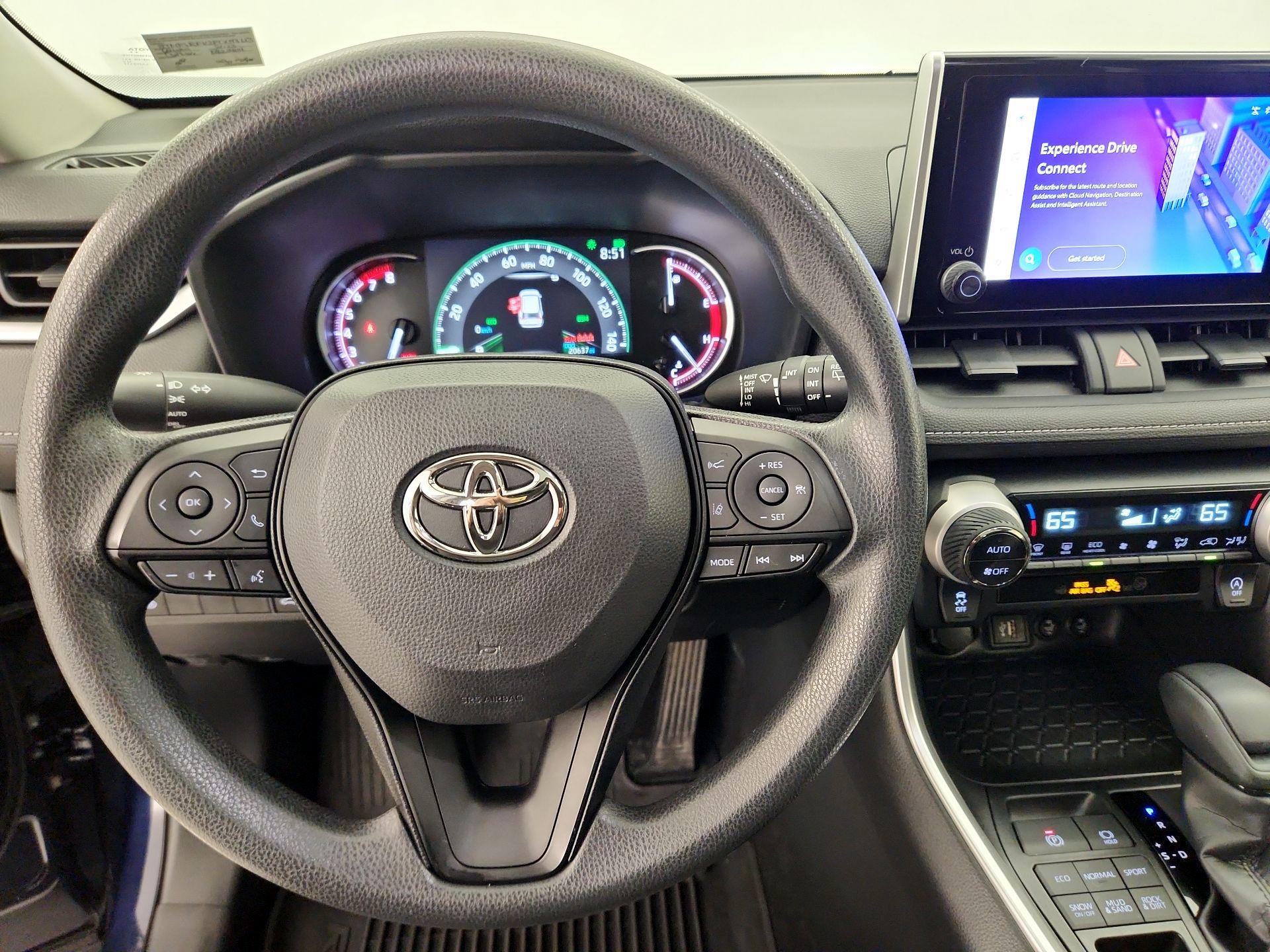 Thumbnail: 2023 Toyota RAV4 - 10
