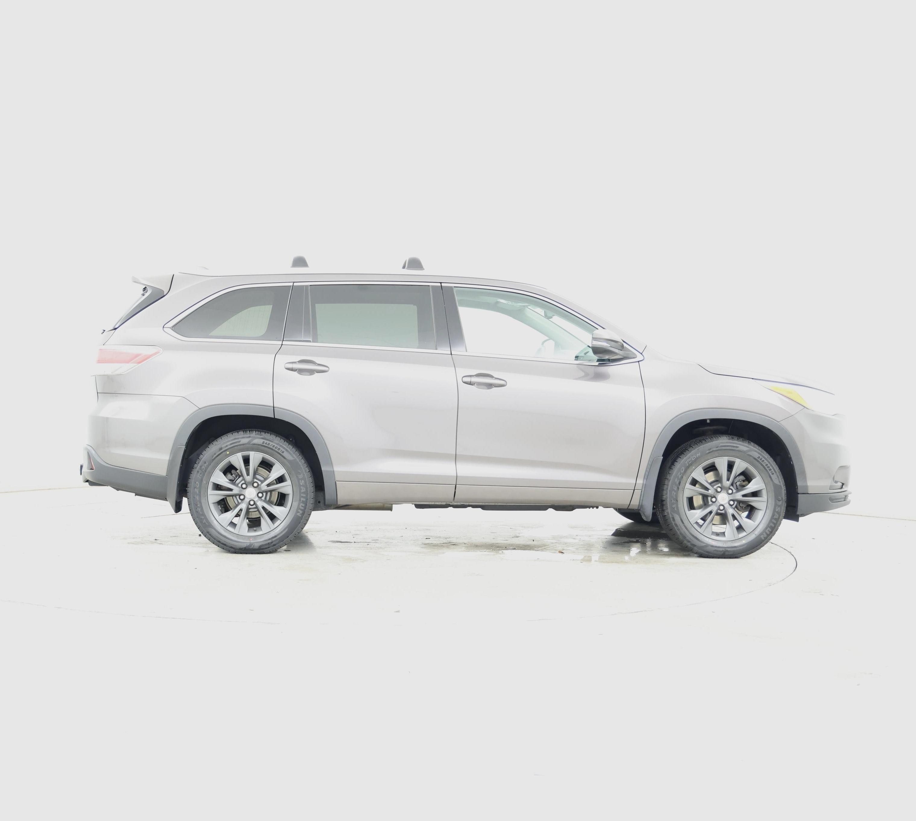 Thumbnail: 2015 Toyota Highlander - 7
