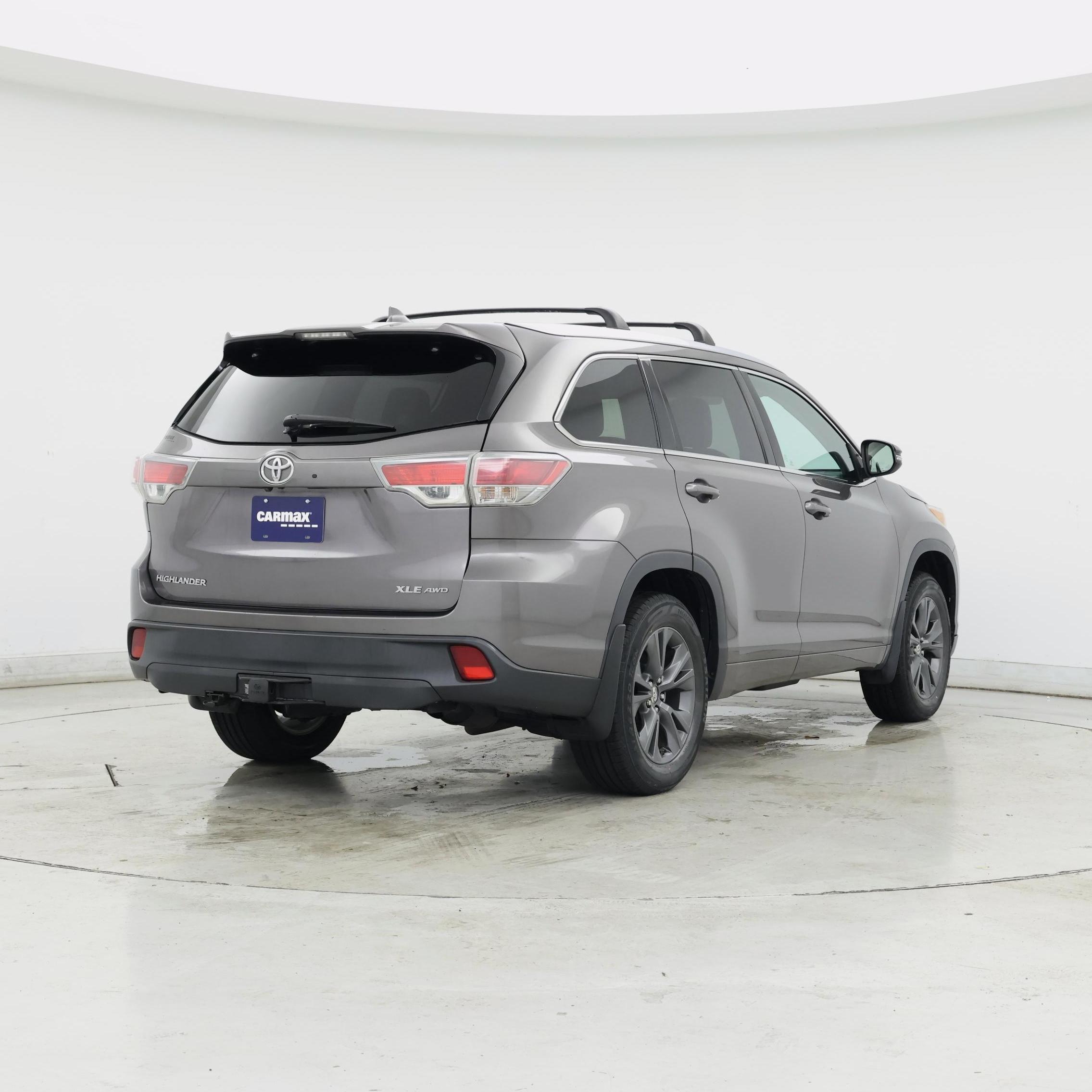 Thumbnail: 2015 Toyota Highlander - 8