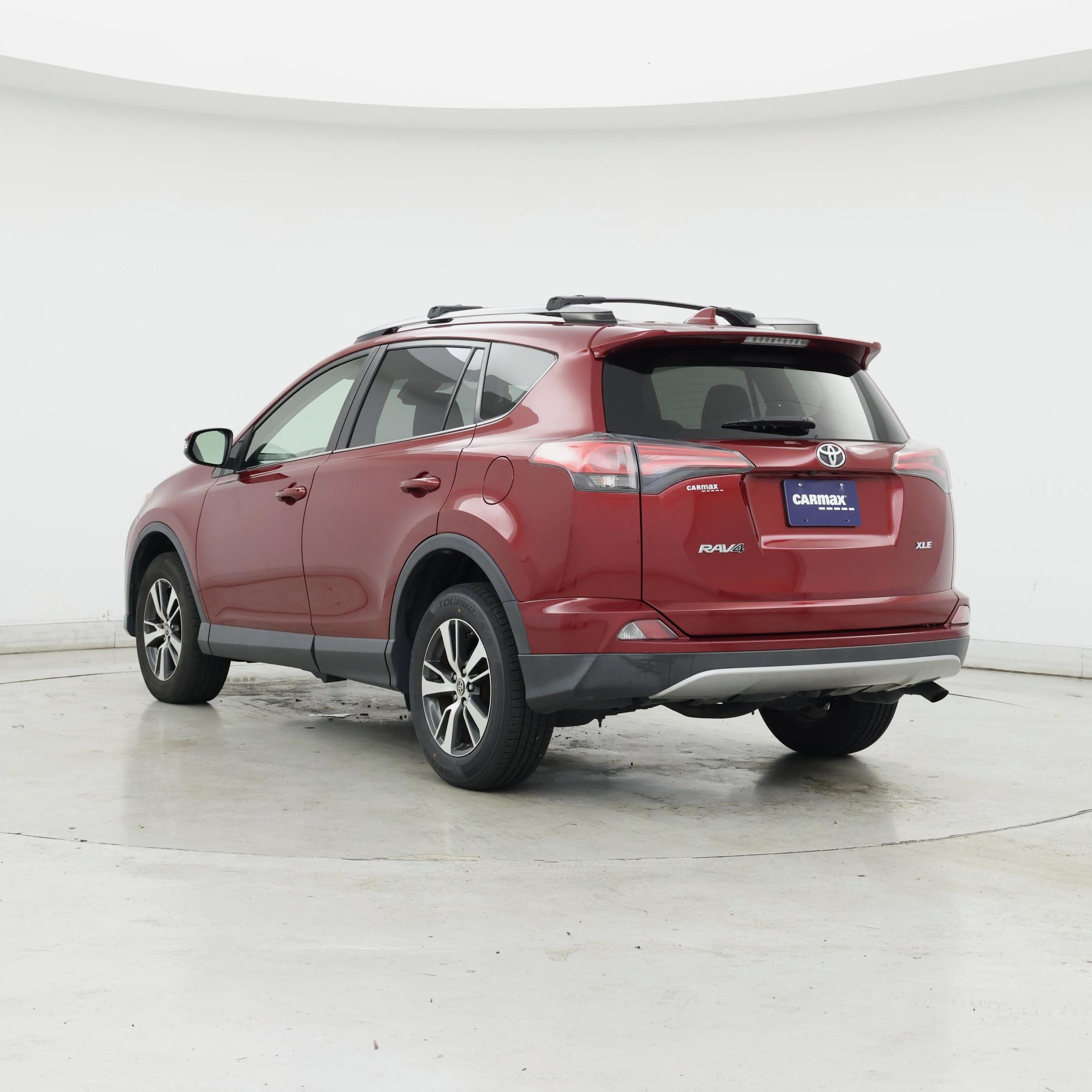 Thumbnail: 2018 Toyota RAV4 - 2