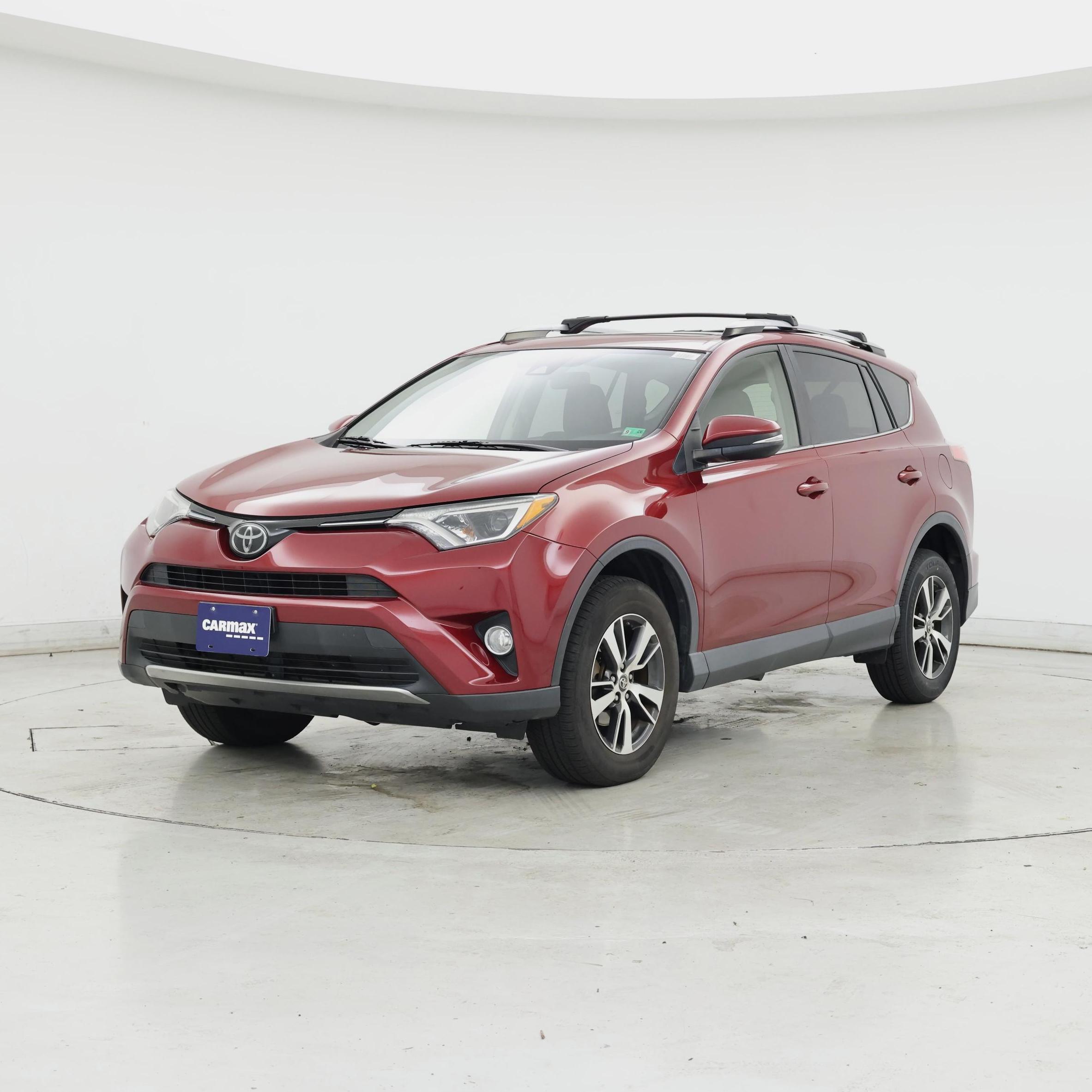 Thumbnail: 2018 Toyota RAV4 - 4