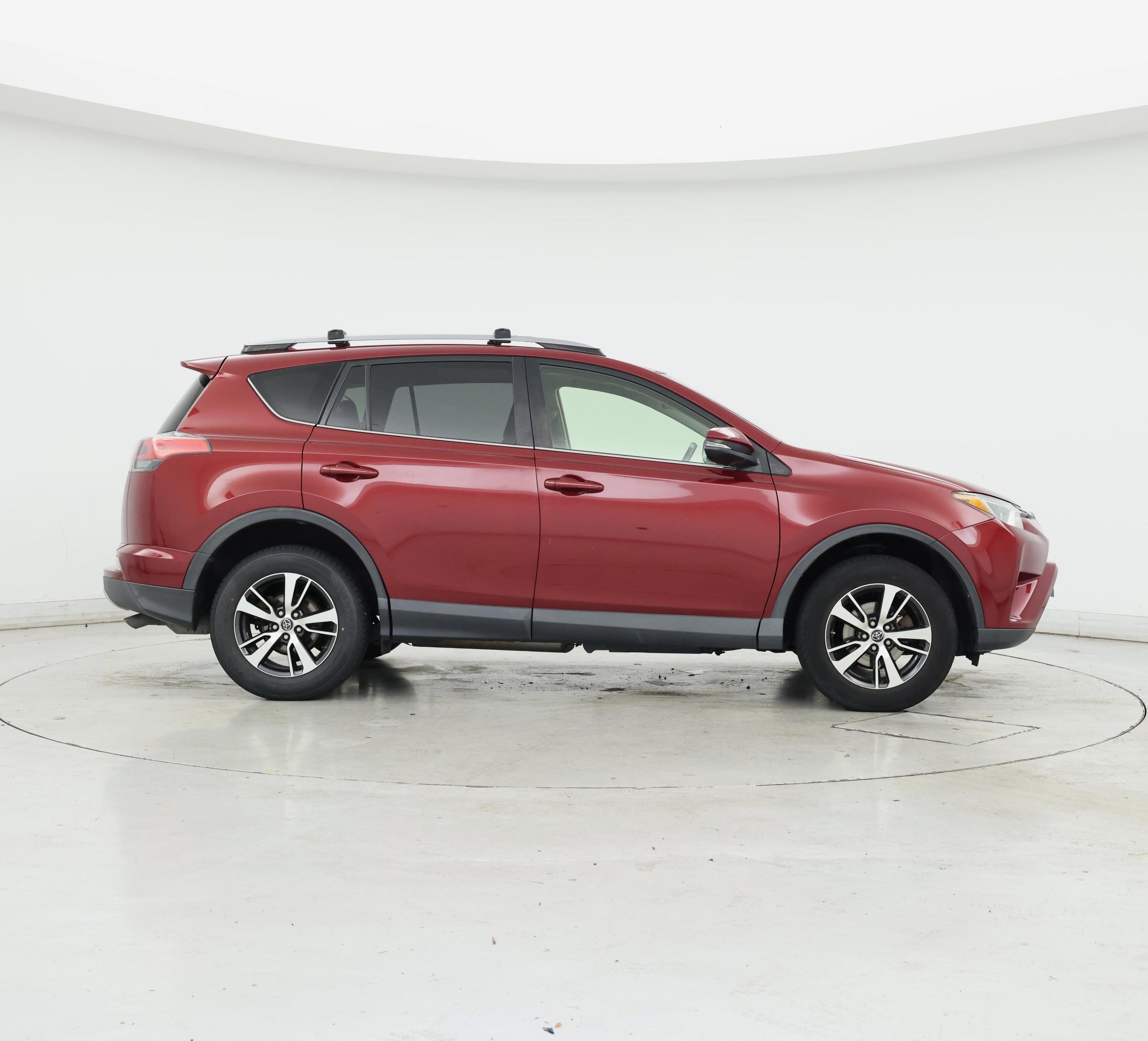 Thumbnail: 2018 Toyota RAV4 - 7