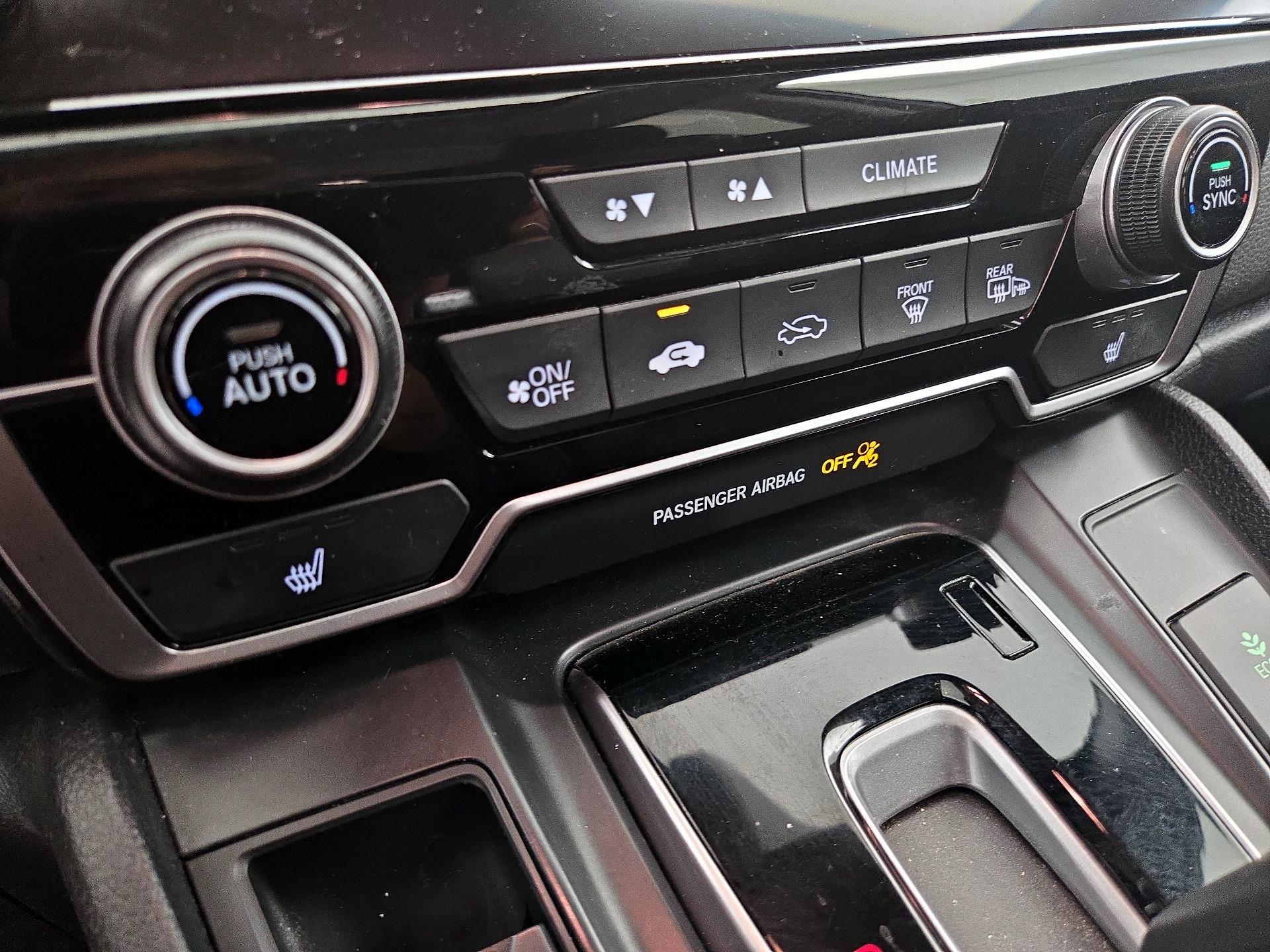 Thumbnail: 2019 Honda CR-V - 16