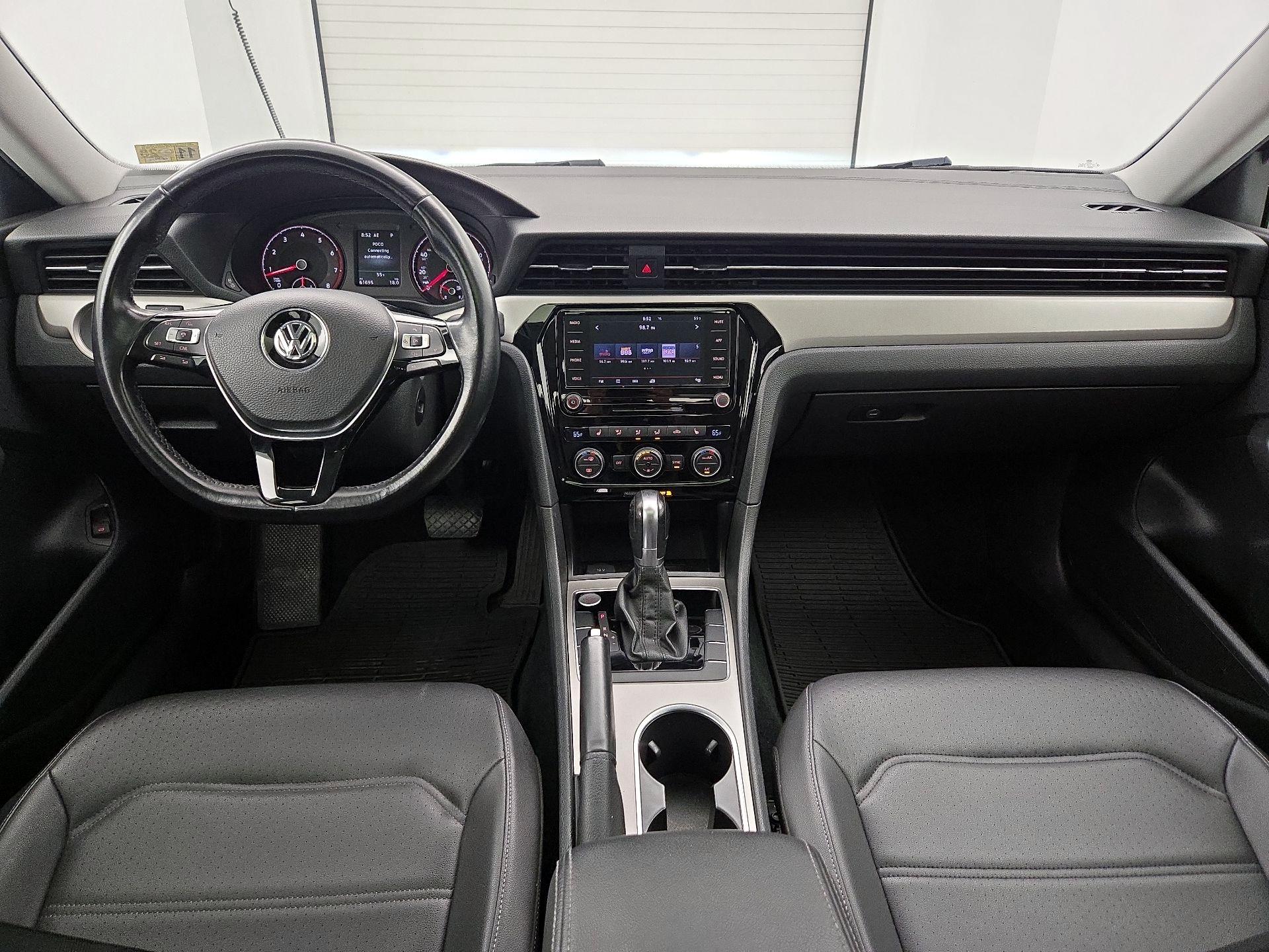 Thumbnail: 2020 Volkswagen Passat - 9