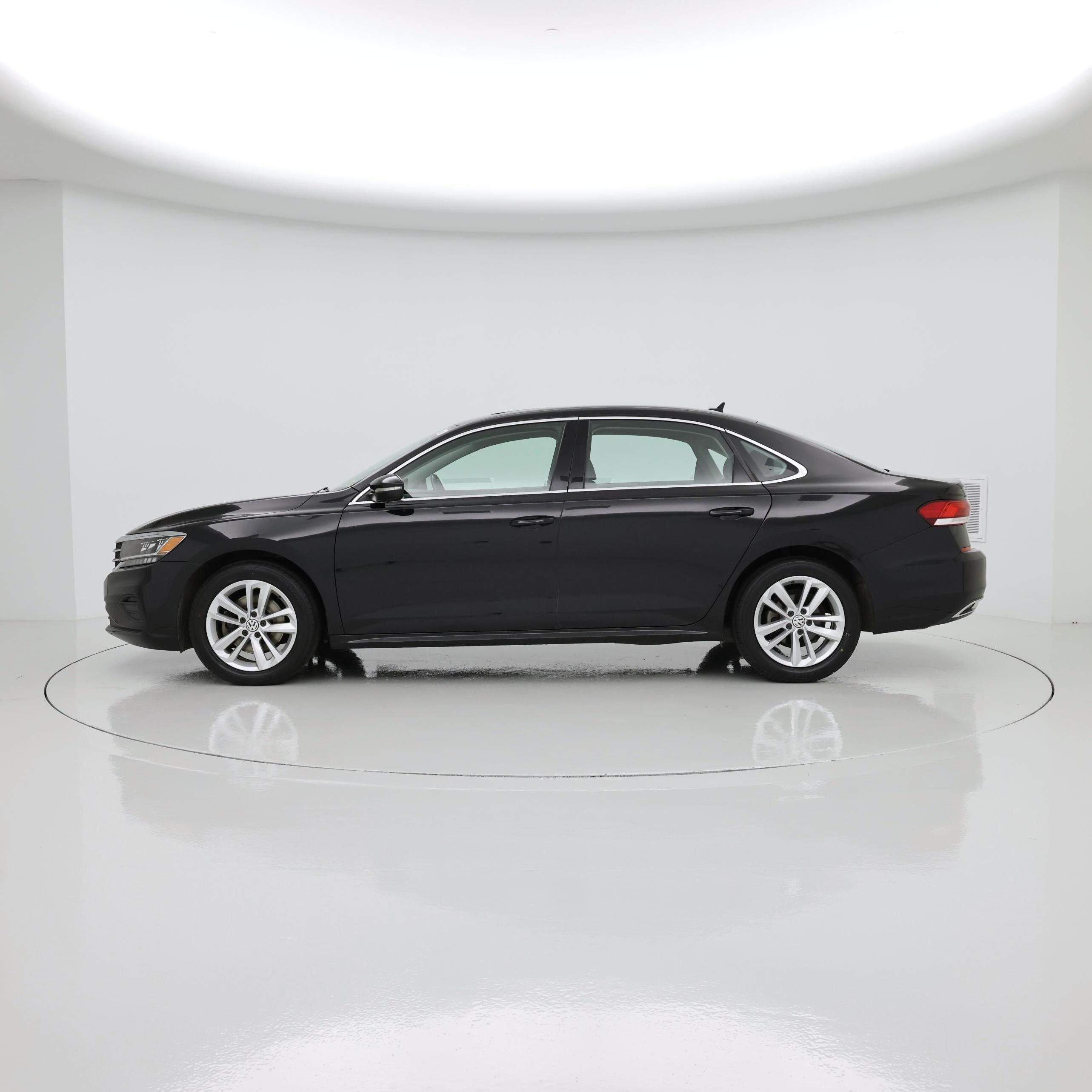 Thumbnail: 2020 Volkswagen Passat - 3