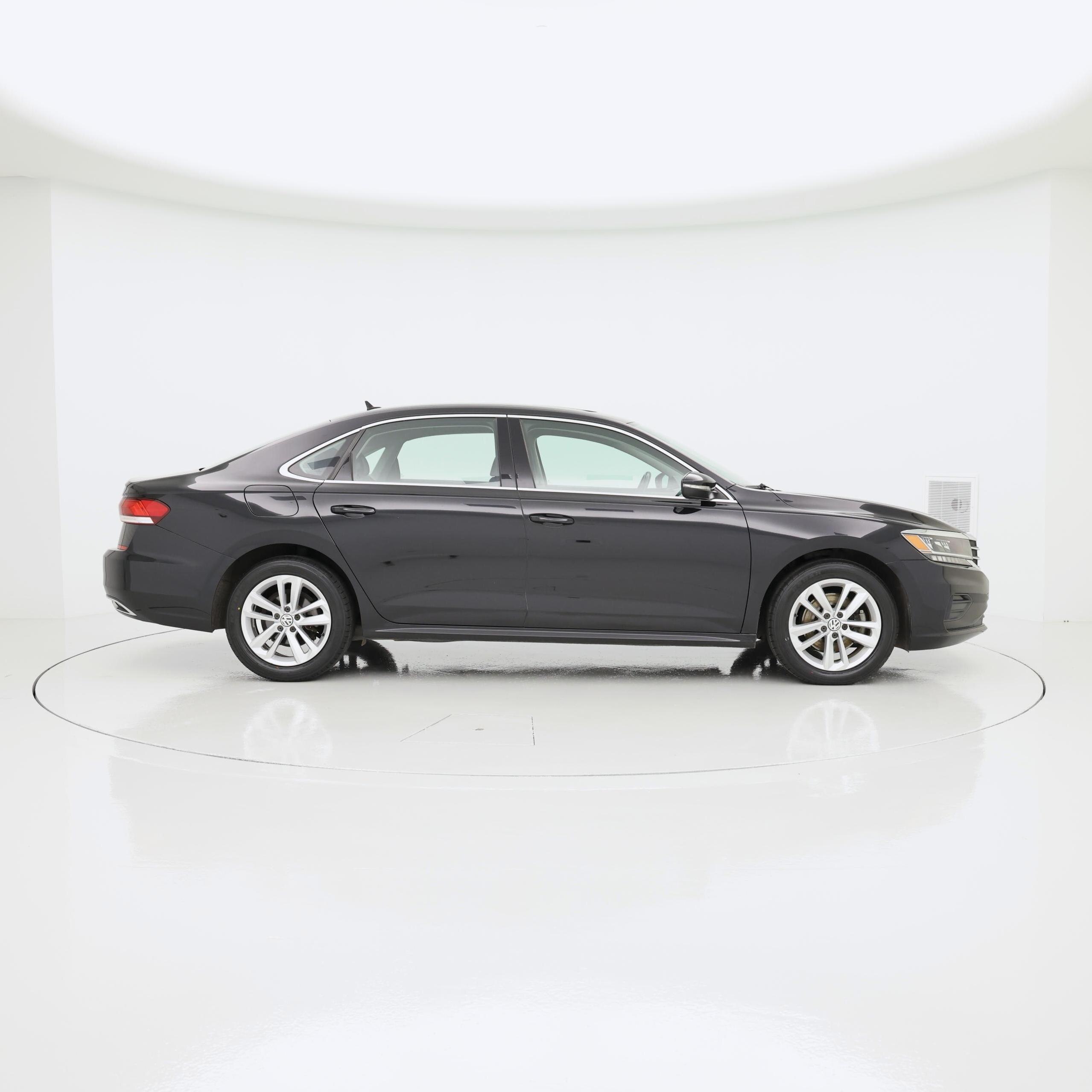 Thumbnail: 2020 Volkswagen Passat - 7