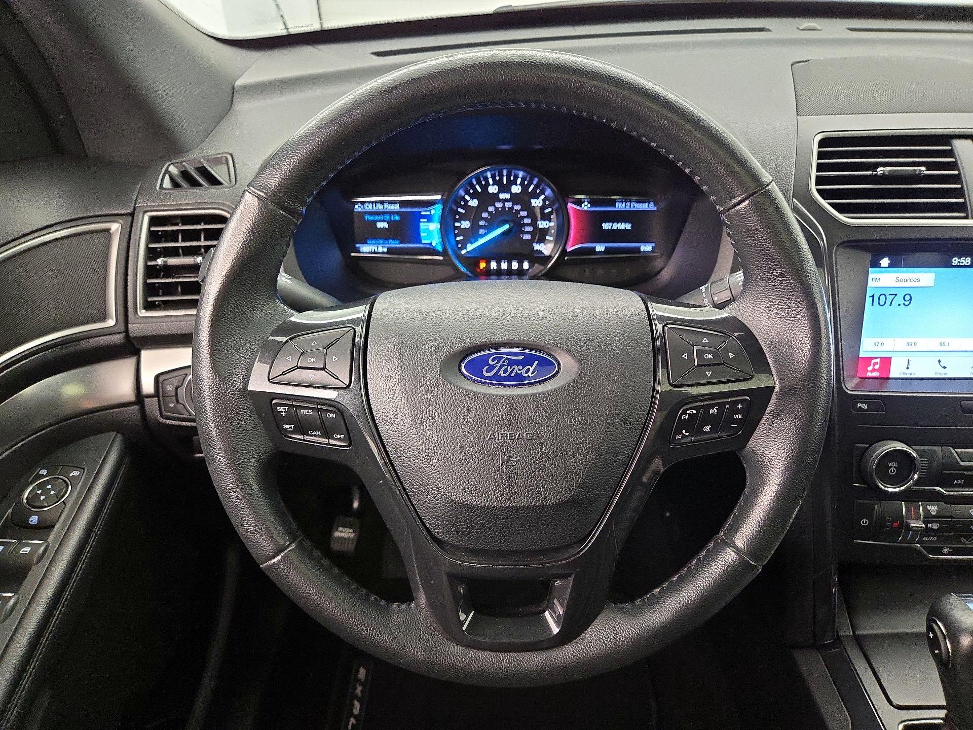 Thumbnail: 2019 Ford Explorer - 10